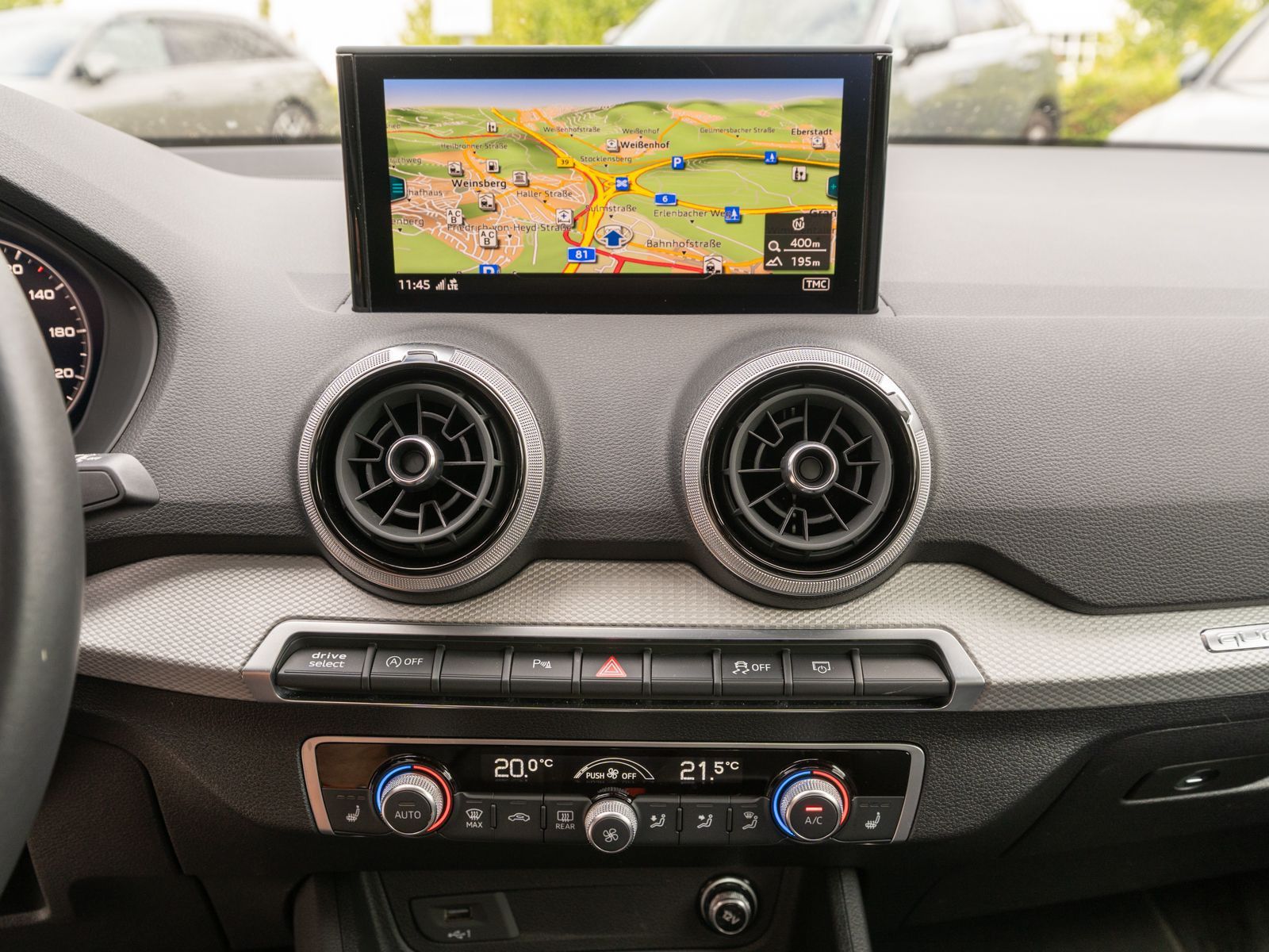 Fahrzeugabbildung Audi Q2 Advanced 35TDI quattro Stronic LED RFK SHZ VC