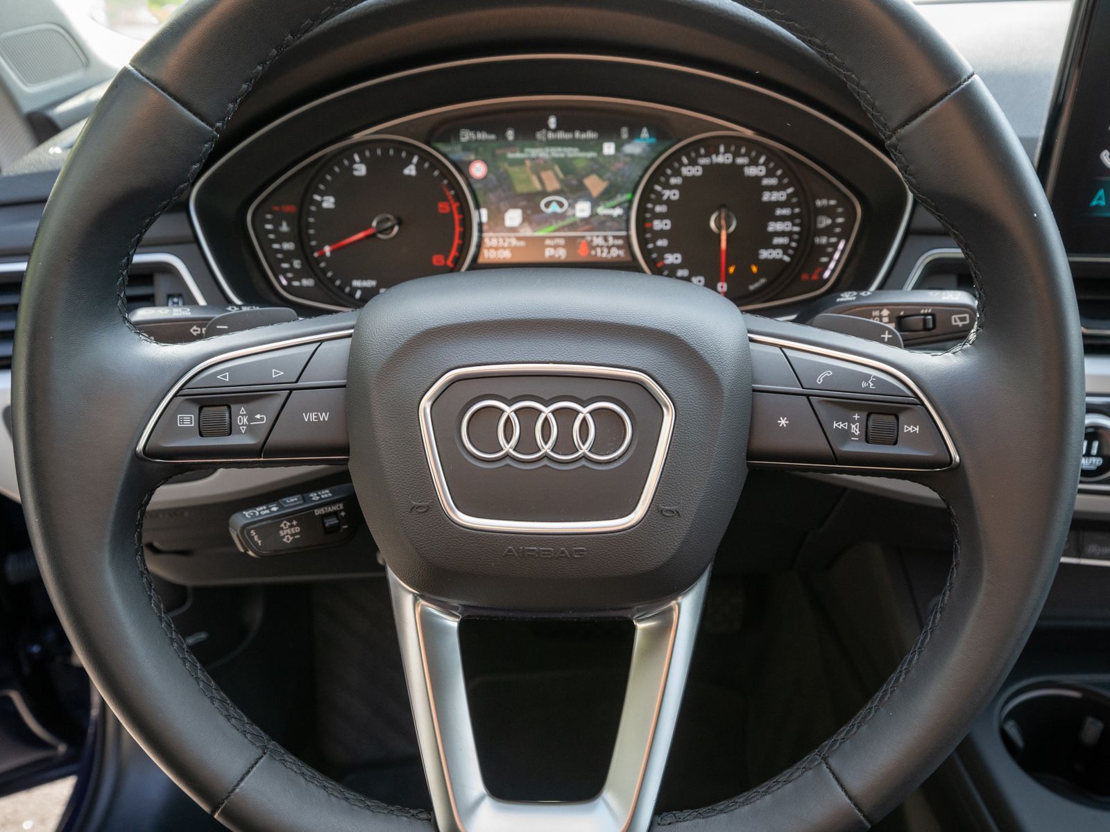 Fahrzeugabbildung Audi A4 Avant S line 40TDI quattro Stron B&O PANO AHK