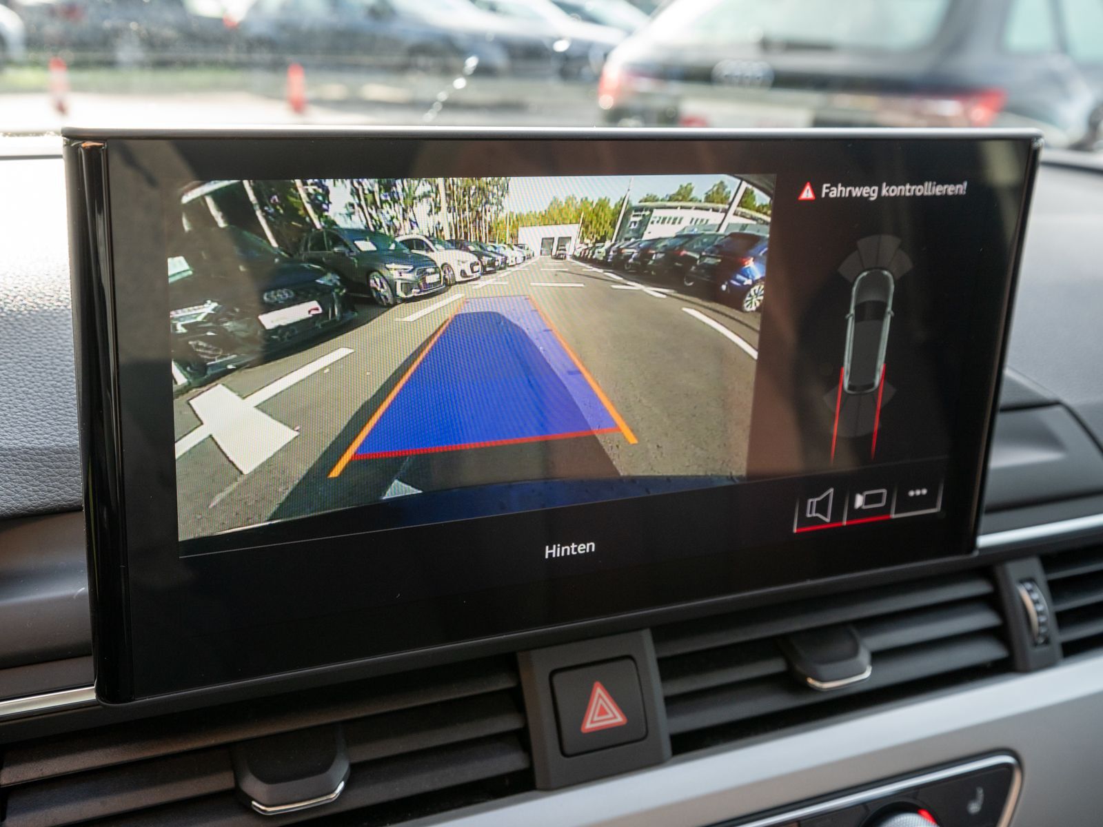 Fahrzeugabbildung Audi A4 Avant S line 40TDI quattro Stron B&O PANO AHK