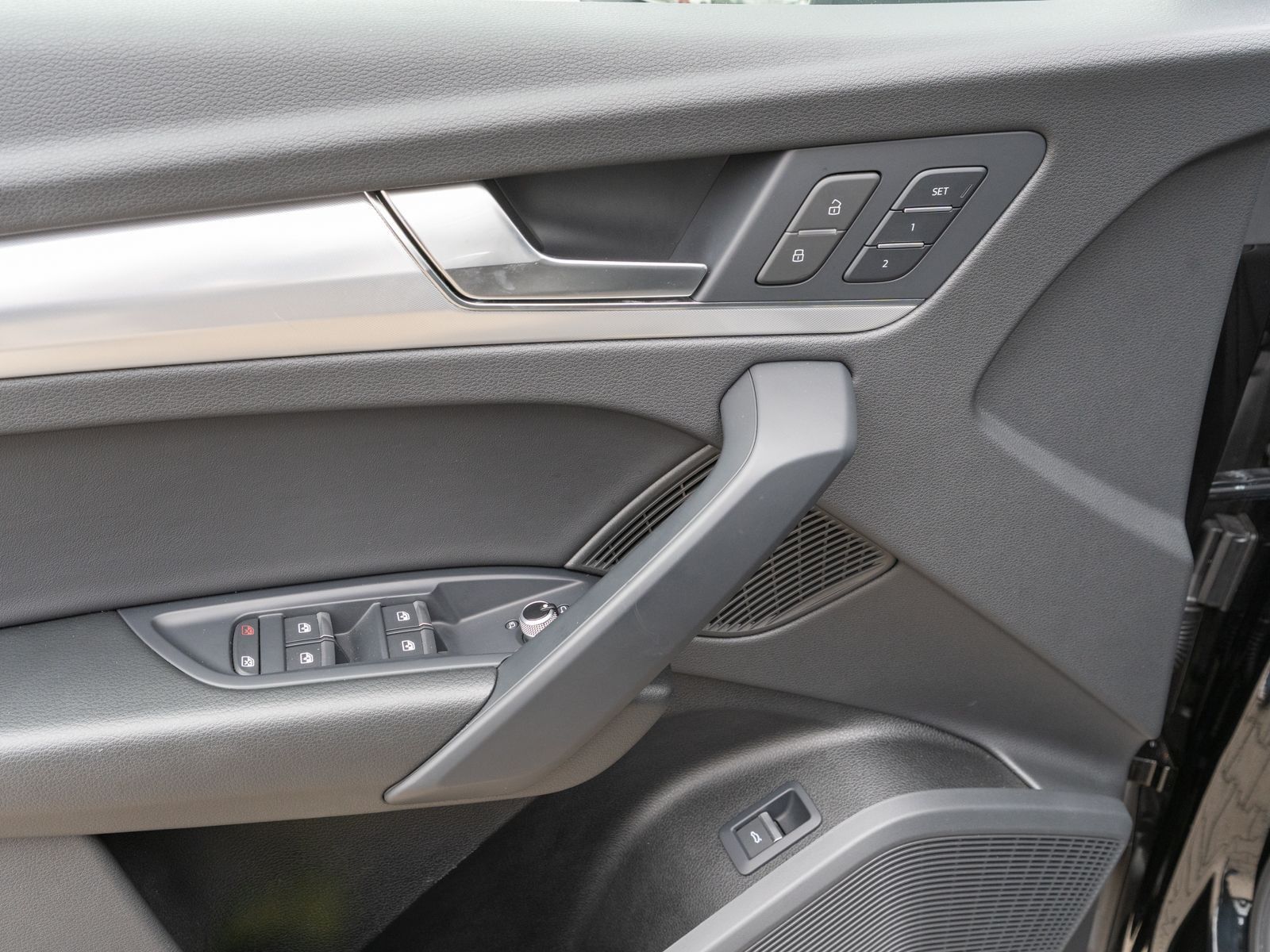 Fahrzeugabbildung Audi Q5 Sportback S line 40TFSI quatt PANO Stdhzg B&O