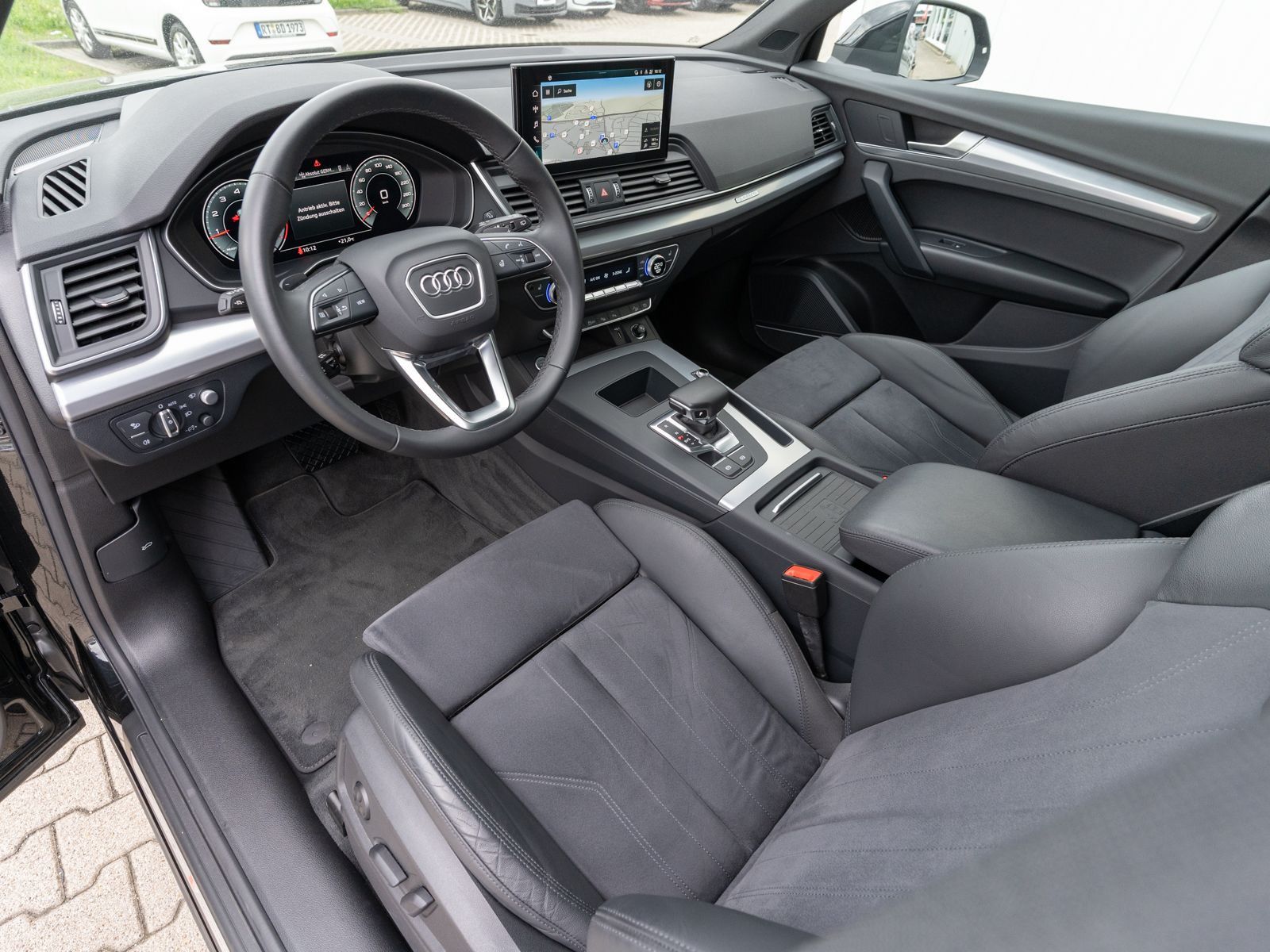 Fahrzeugabbildung Audi Q5 Sportback S line 40TFSI quatt PANO Stdhzg B&O