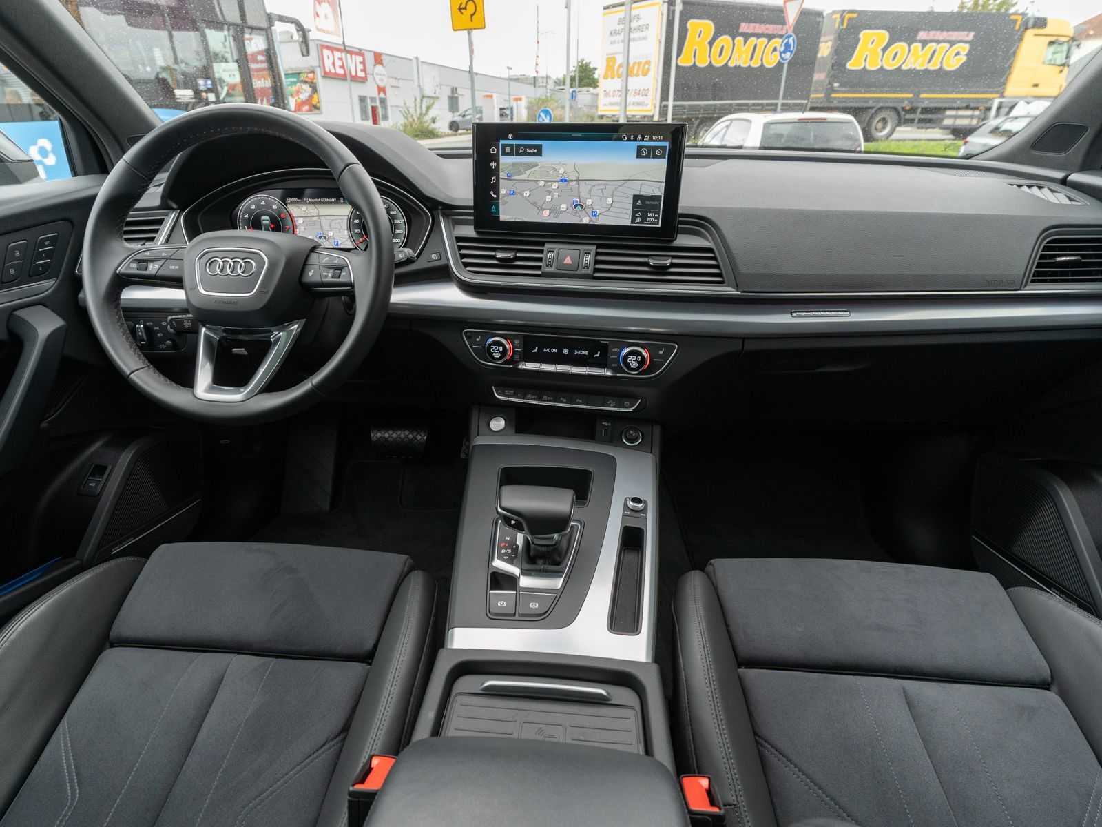 Fahrzeugabbildung Audi Q5 Sportback S line 40TFSI quatt PANO Stdhzg B&O