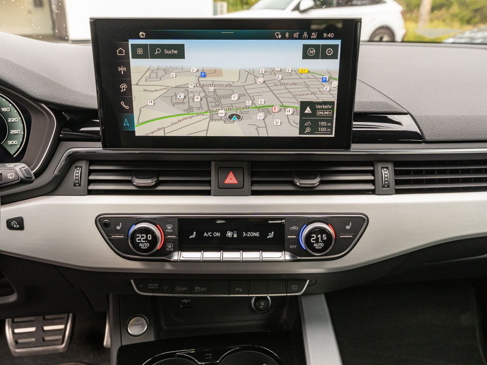 Fahrzeugabbildung Audi A4 Avant S line 40TDI Stron LED Navi RFK HUD AHK