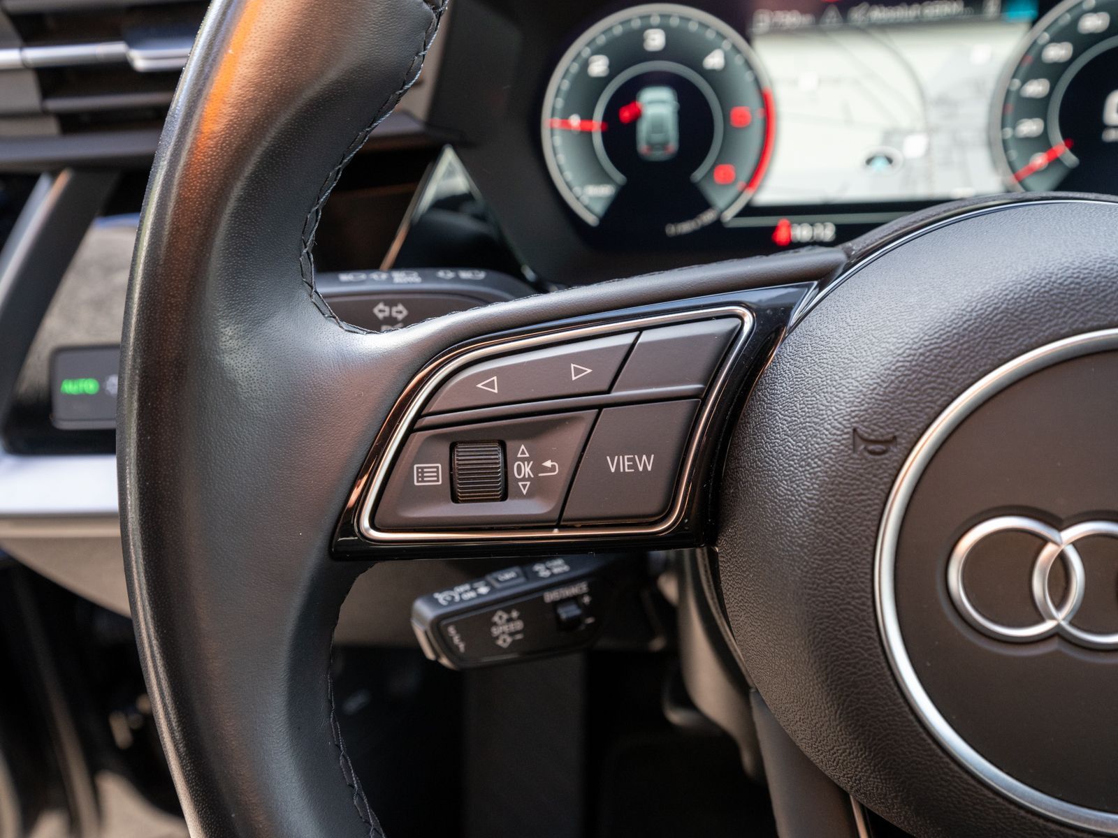 Fahrzeugabbildung Audi A3 Sportback advanced 30 TDI LED Navi PDC LEDER
