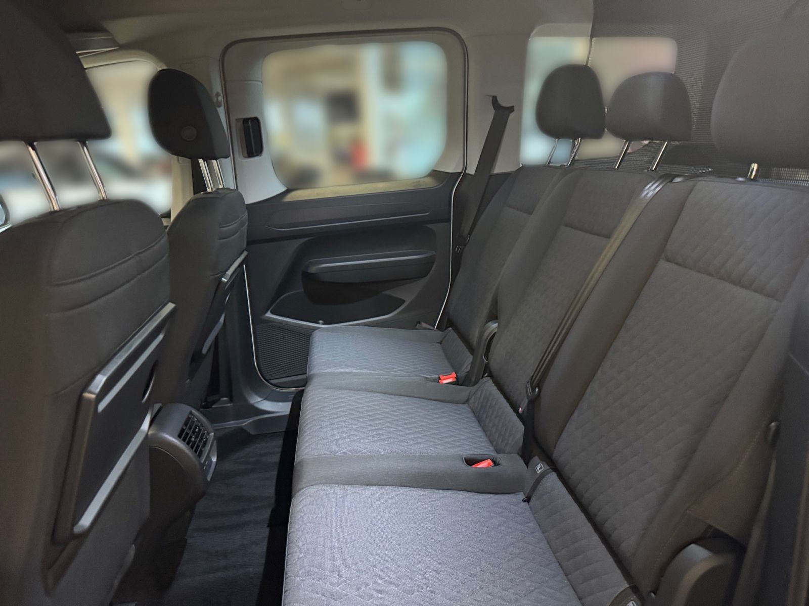 Fahrzeugabbildung Volkswagen Caddy Life "Edition" 1.5 TSI DSG *LED*