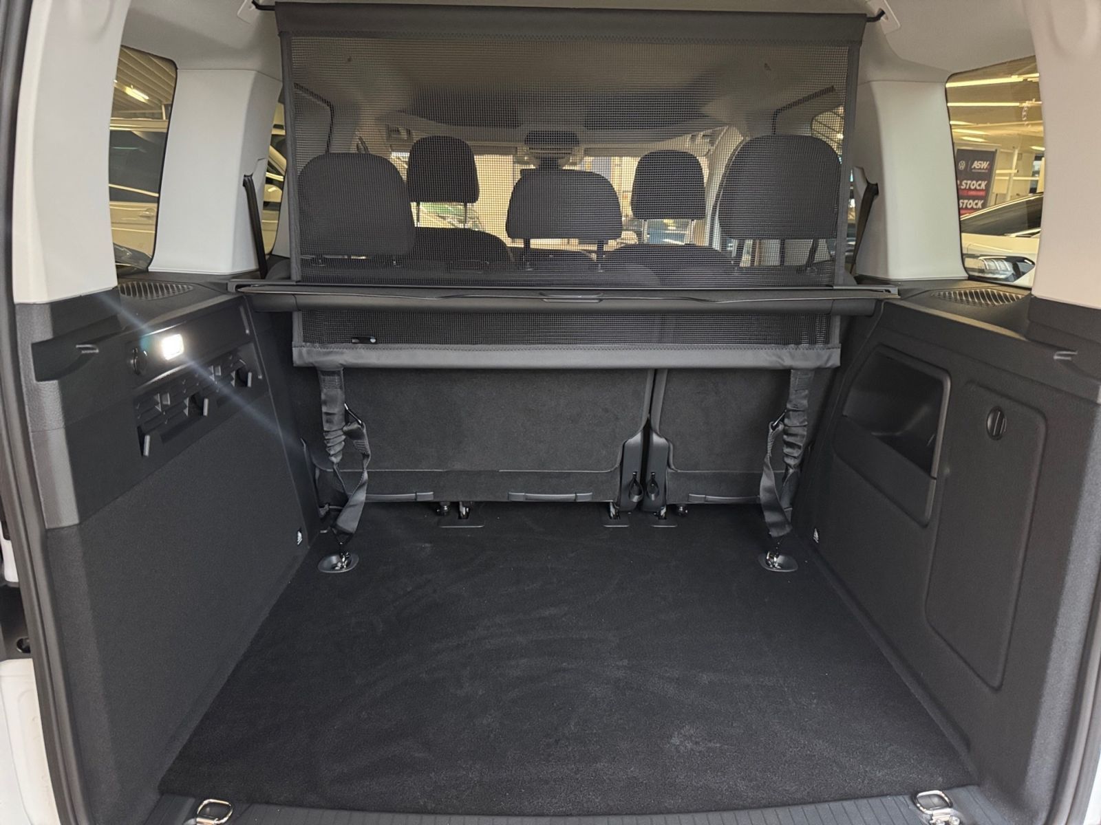Fahrzeugabbildung Volkswagen Caddy Life "Edition" 1.5 TSI DSG *LED*