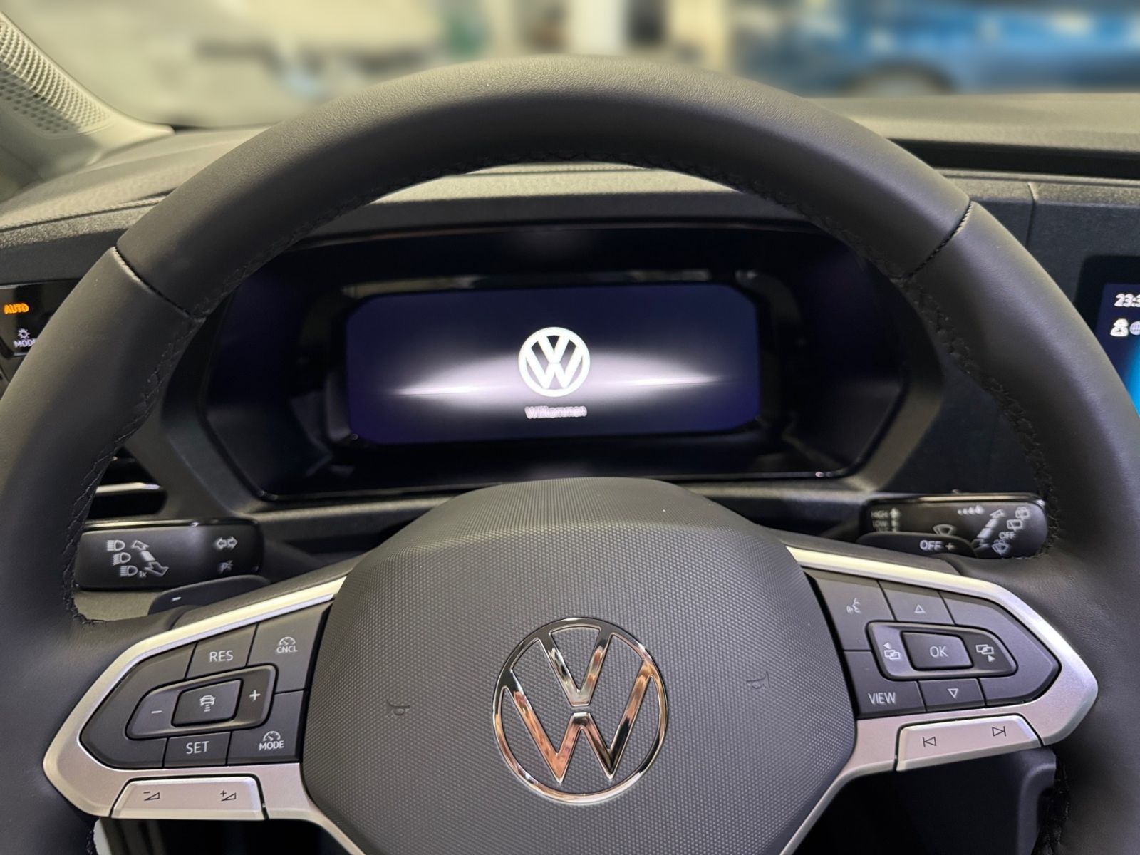 Fahrzeugabbildung Volkswagen Caddy Life "Edition" 1.5 TSI DSG *LED*