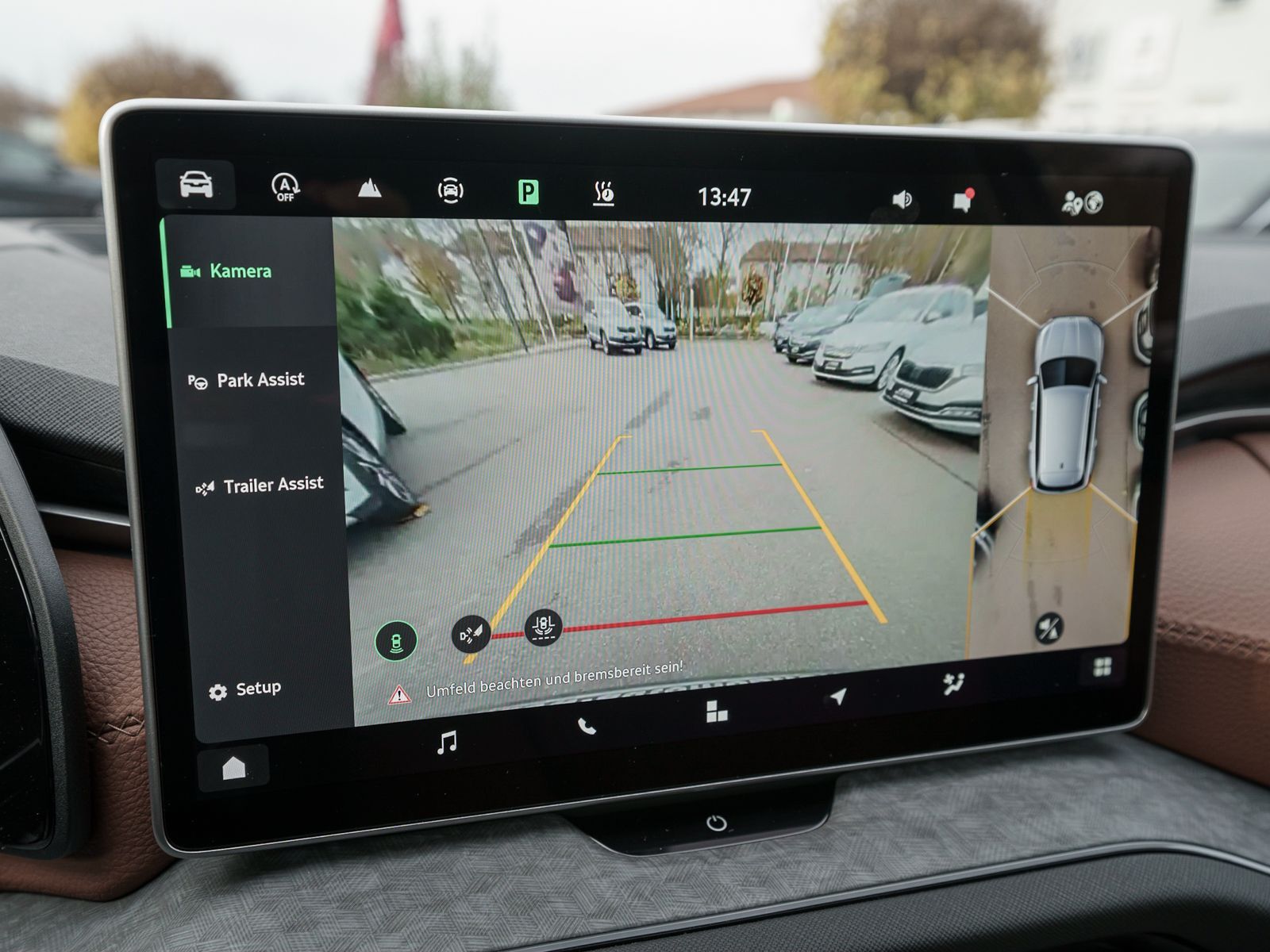 Fahrzeugabbildung SKODA Kodiaq Selection 4x4 2.0TDI DSG Pano Sthz AHK 7S