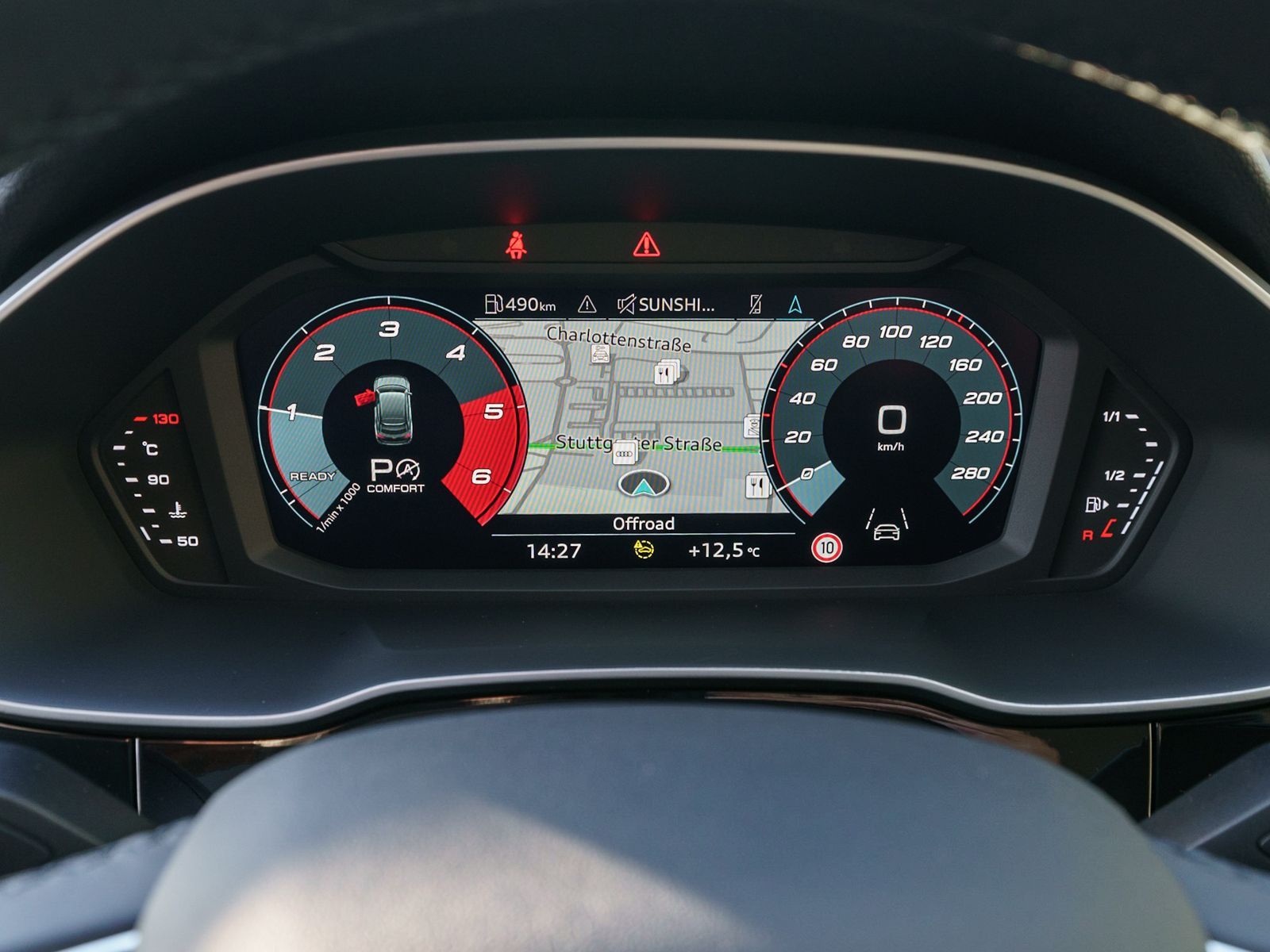 Fahrzeugabbildung Audi Q3 Sportback Sline 40TDI quattr Navi LED AHK ACC