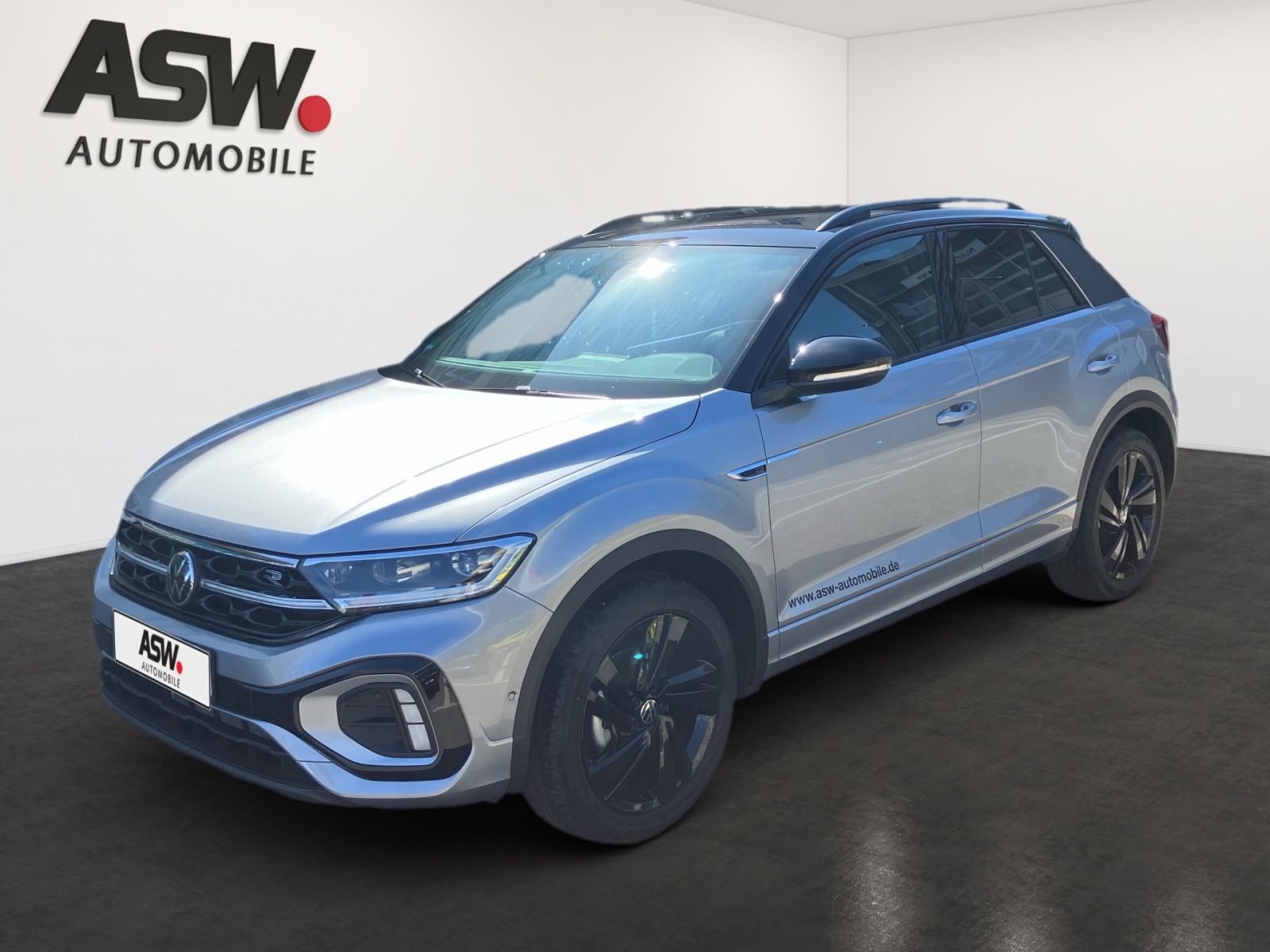 Volkswagen T-Roc R-Line 1.5 l TSI DSG SHZ RFK ACC IQ.LIGHT
