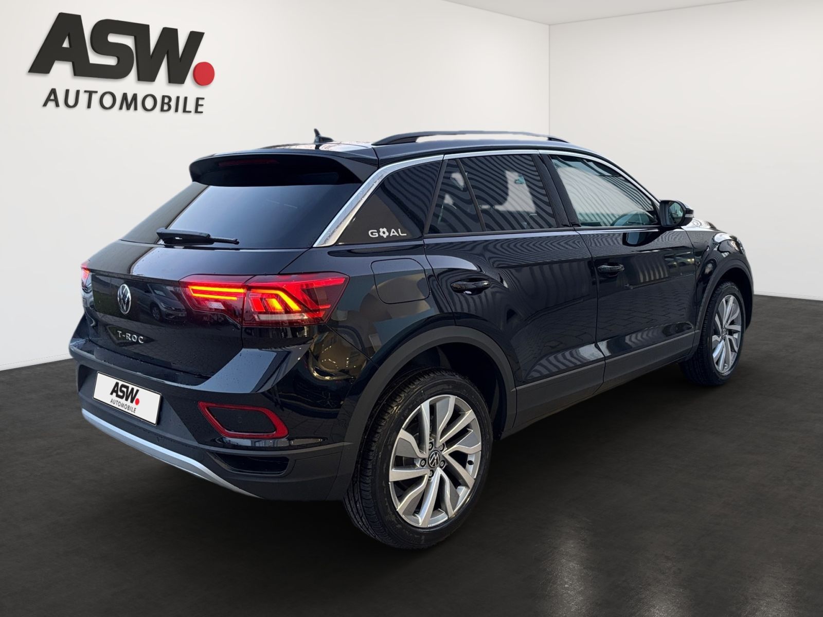 Fahrzeugabbildung Volkswagen T-Roc Life 1.5 l TSI OPF 110 kW (150 PS) 7-Gang-
