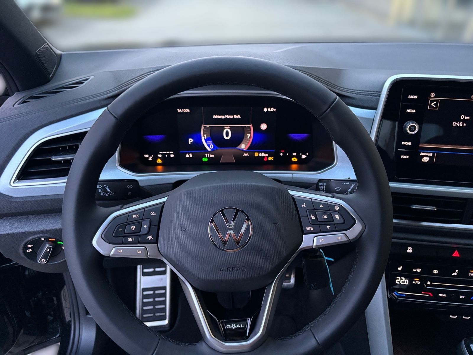 Fahrzeugabbildung Volkswagen T-Roc Life 1.5 l TSI OPF 110 kW (150 PS) 7-Gang-