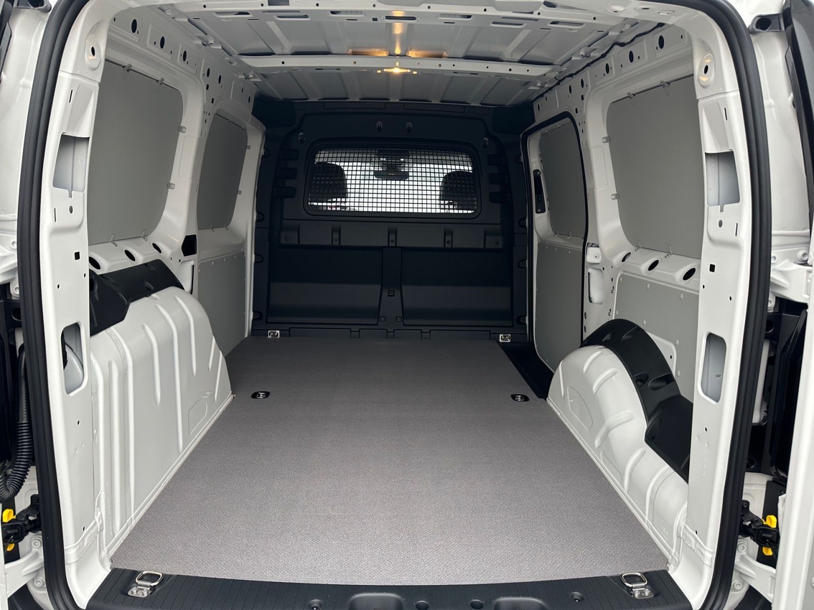 Fahrzeugabbildung Volkswagen Caddy Cargo Maxi 2.0 TDI DSG I SHZ AHK