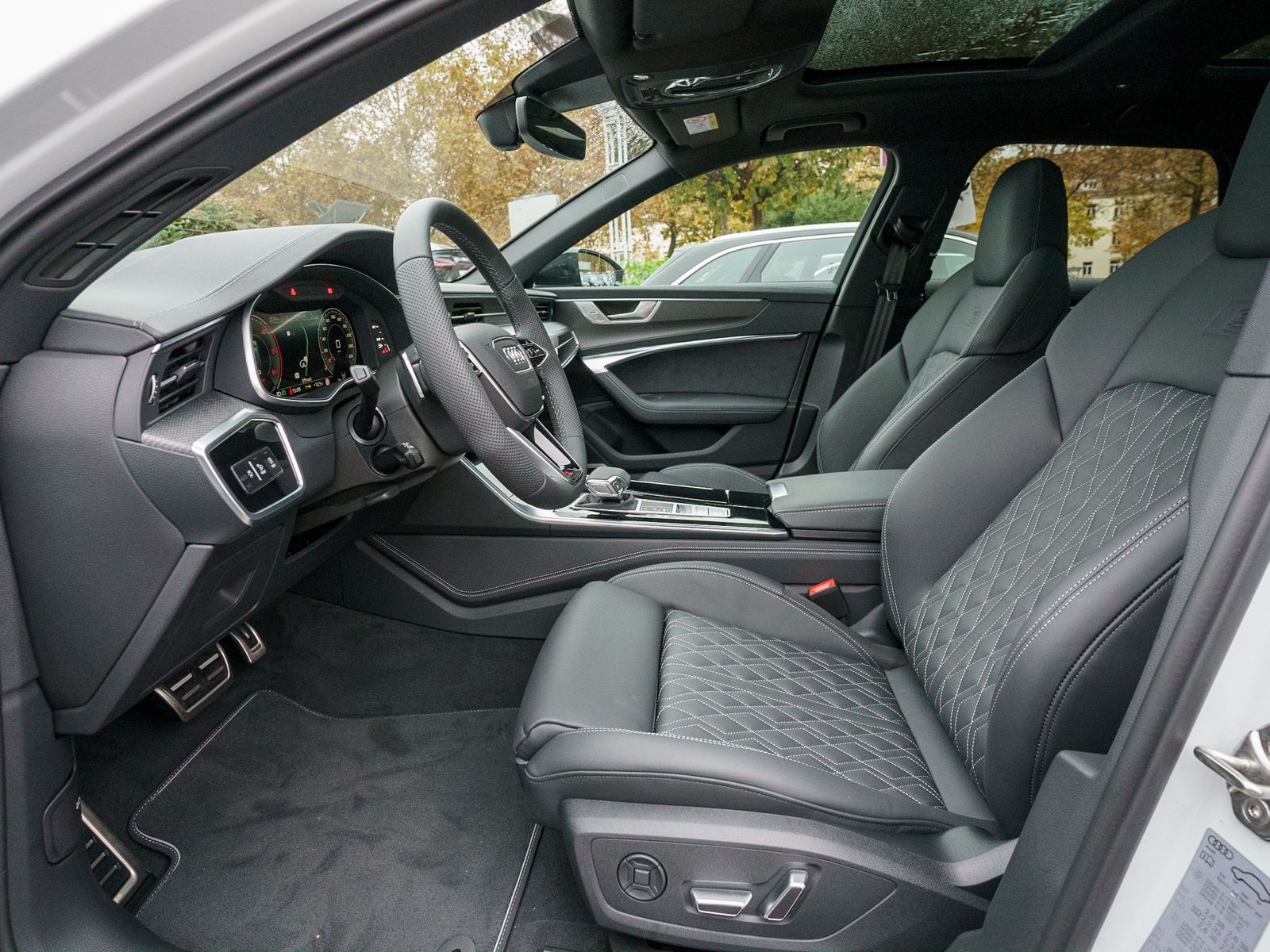 Fahrzeugabbildung Audi A6 Avant S line 50 TDI quattro 210(286) kW(PS) t