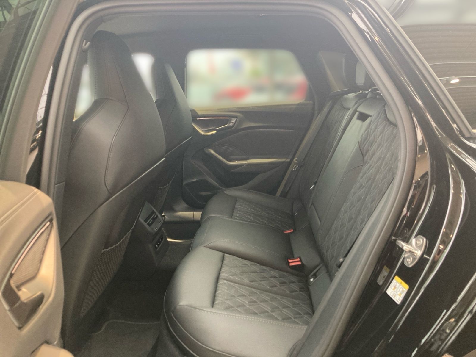 Fahrzeugabbildung Audi S5 Avant TFSI 270 kW S tronic