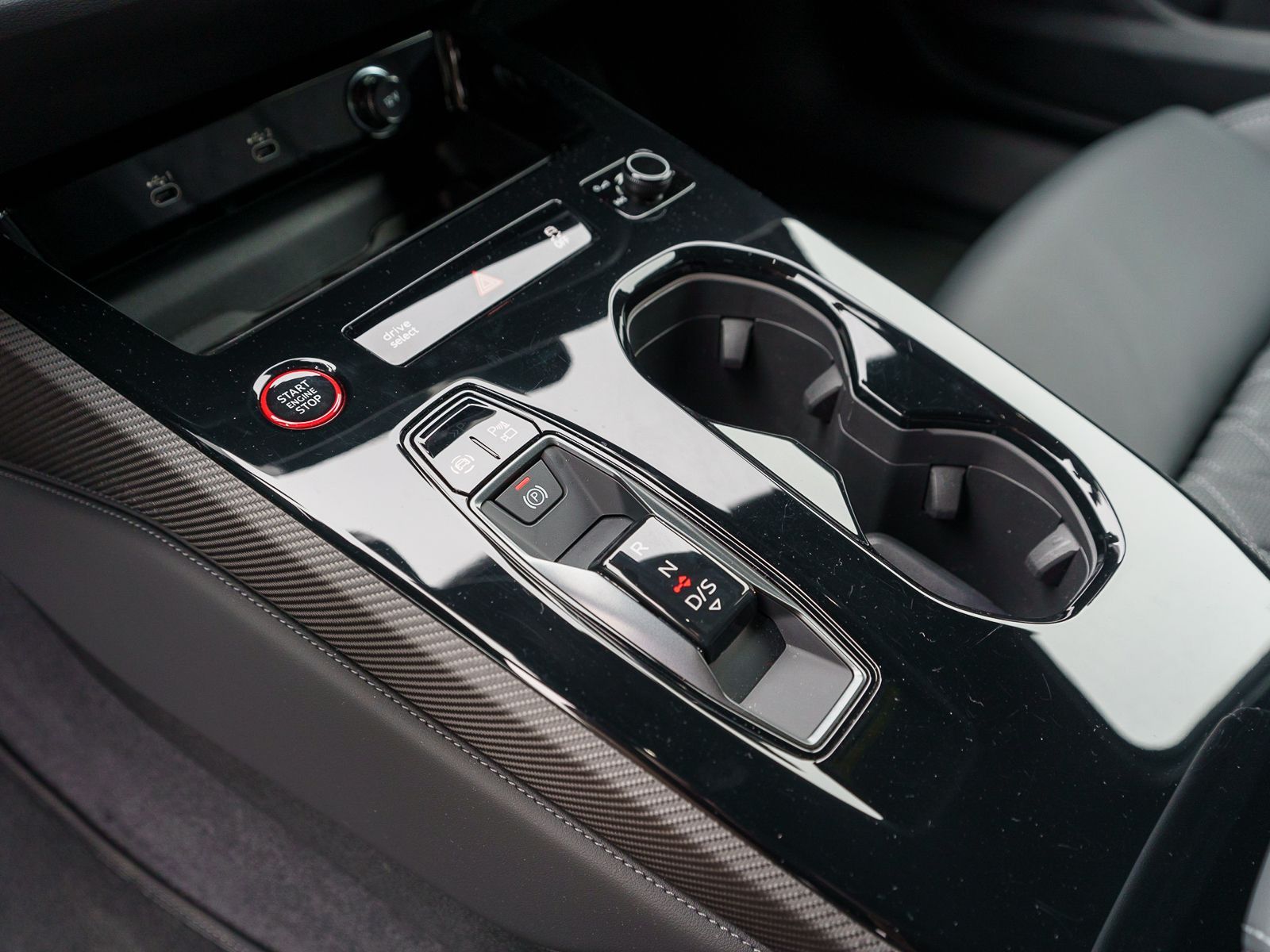 Fahrzeugabbildung Audi S5 Avant TFSI 270 kW S tronic