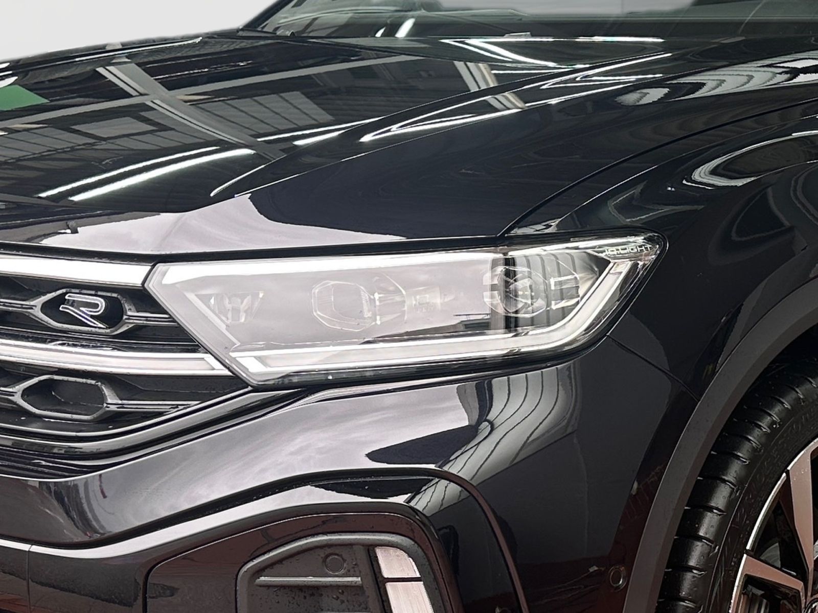 Fahrzeugabbildung Volkswagen T-Roc Cabriolet R-Line 1.5 TSI DSG