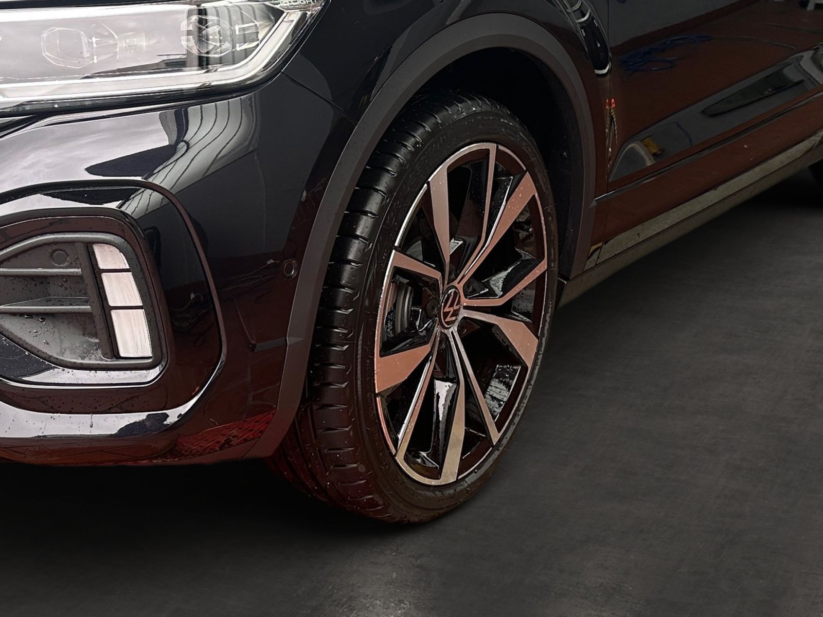 Fahrzeugabbildung Volkswagen T-Roc Cabriolet R-Line 1.5 TSI DSG