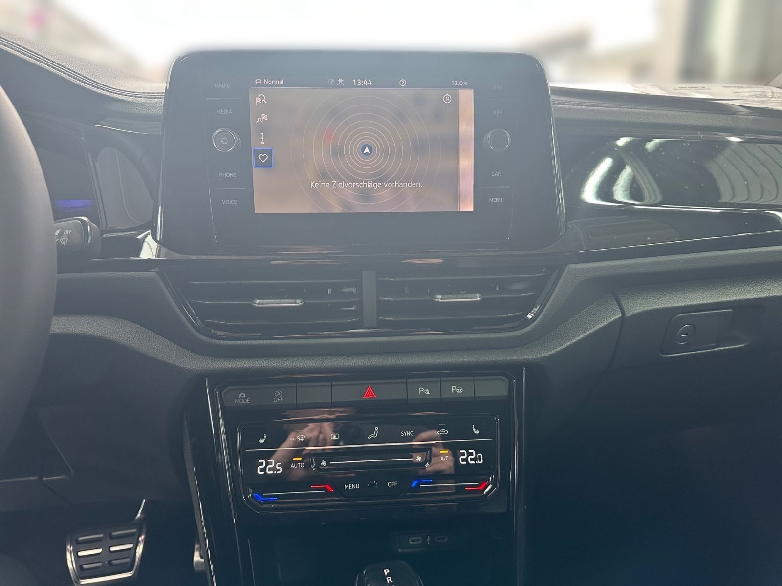 Fahrzeugabbildung Volkswagen T-Roc Cabriolet R-Line 1.5 TSI DSG