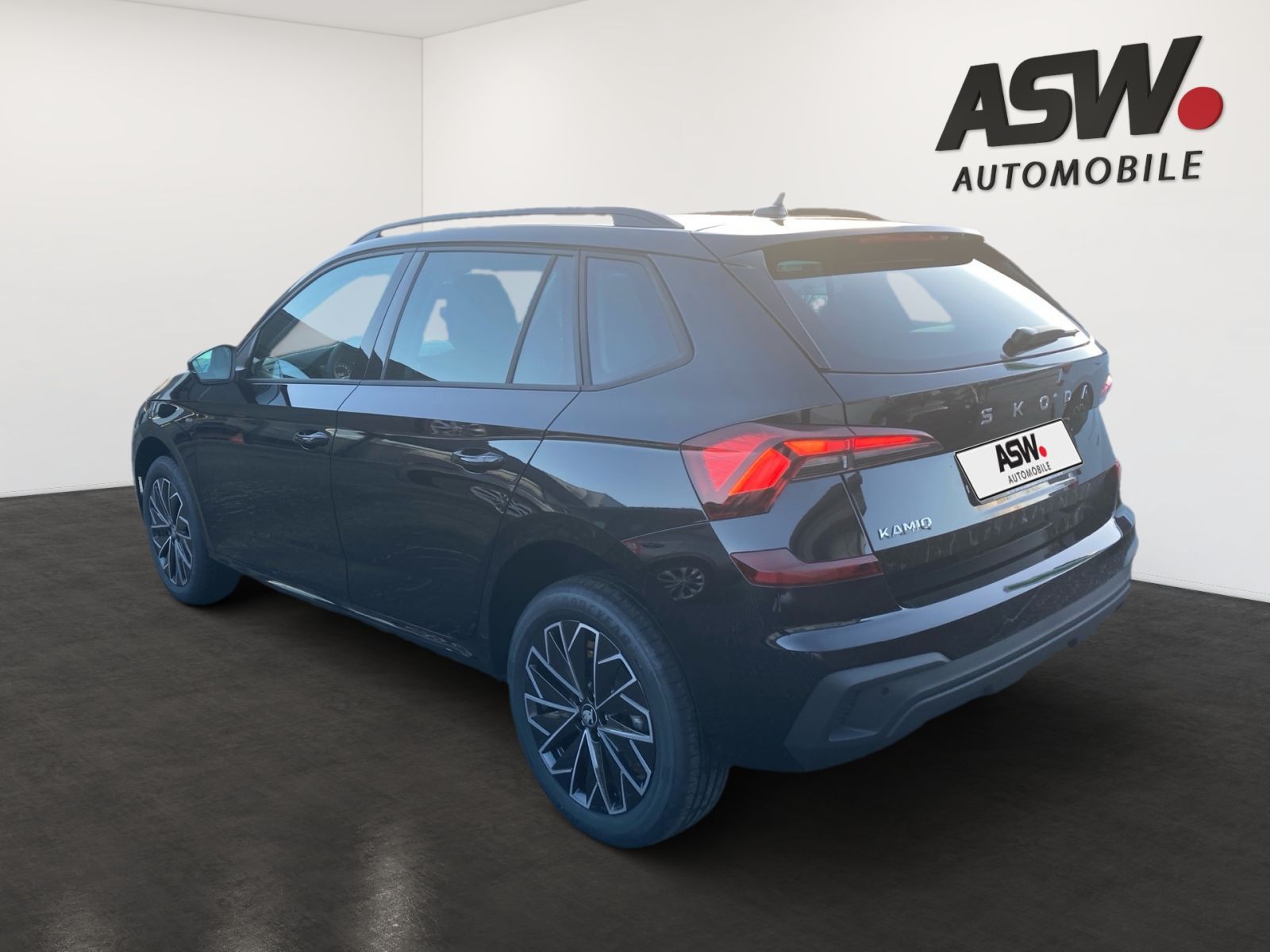 Fahrzeugabbildung SKODA Kamiq Drive 1,0TSI 115PS DSG Kamera SHZ ACC PDC