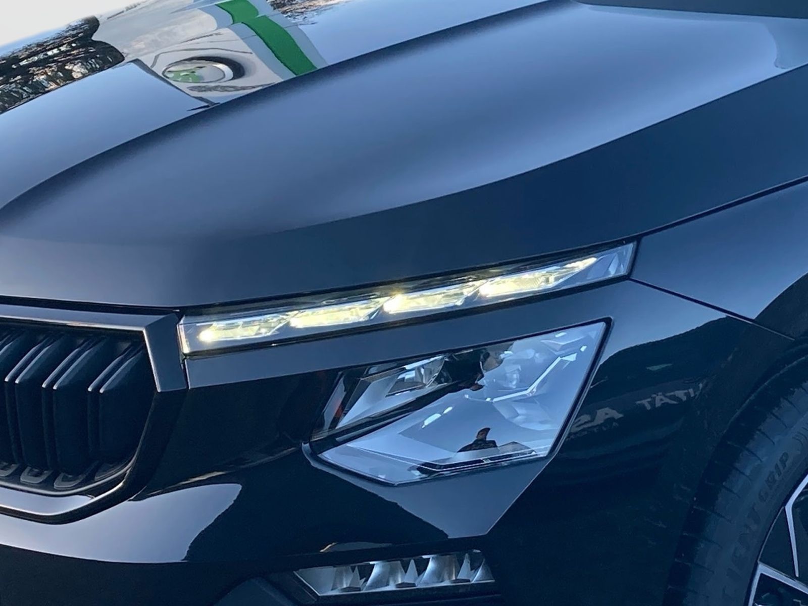 Fahrzeugabbildung SKODA Kamiq Drive 1,0TSI 115PS DSG Kamera SHZ ACC PDC