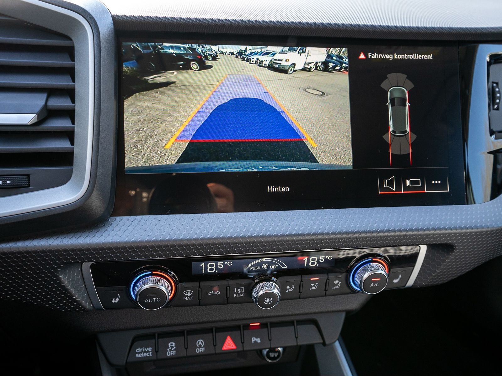 Fahrzeugabbildung Audi A1 Sportback advanced 35 TFSI Stroni ACC LED RFK