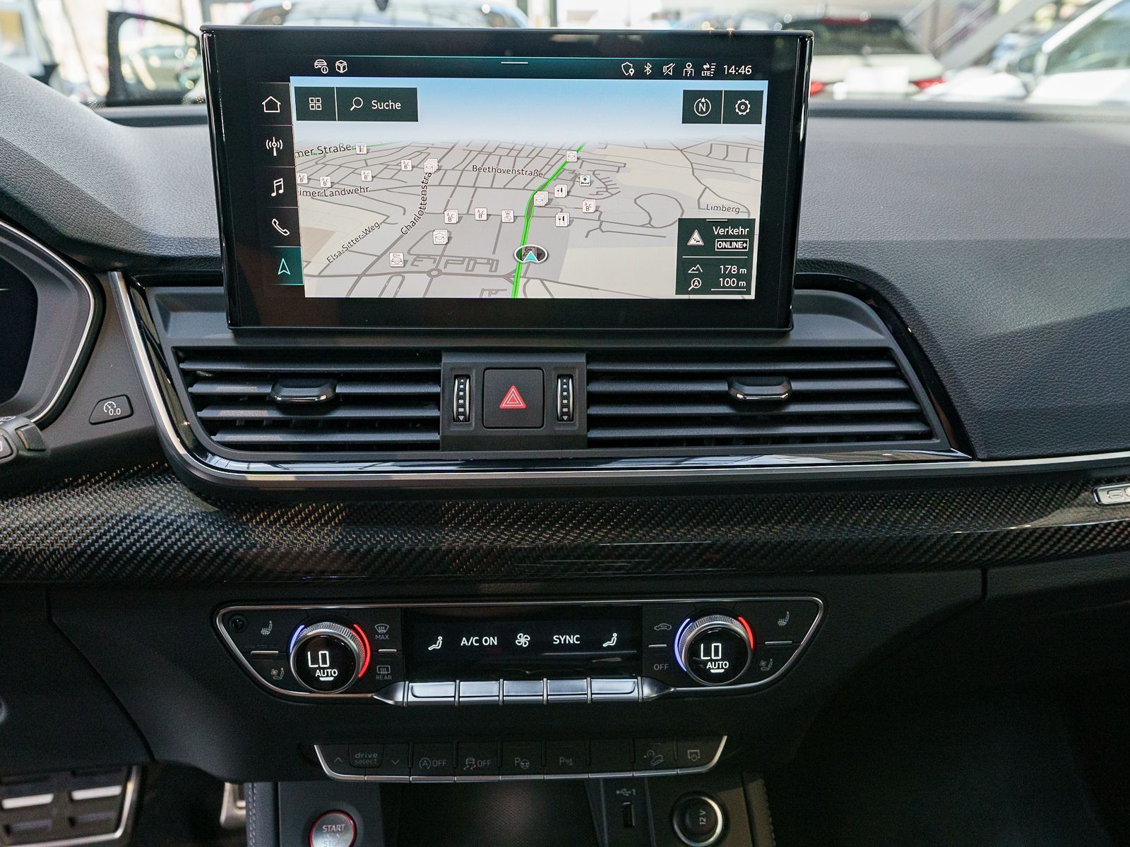 Fahrzeugabbildung Audi SQ5 TDI 251(341) kW(PS) tiptronic