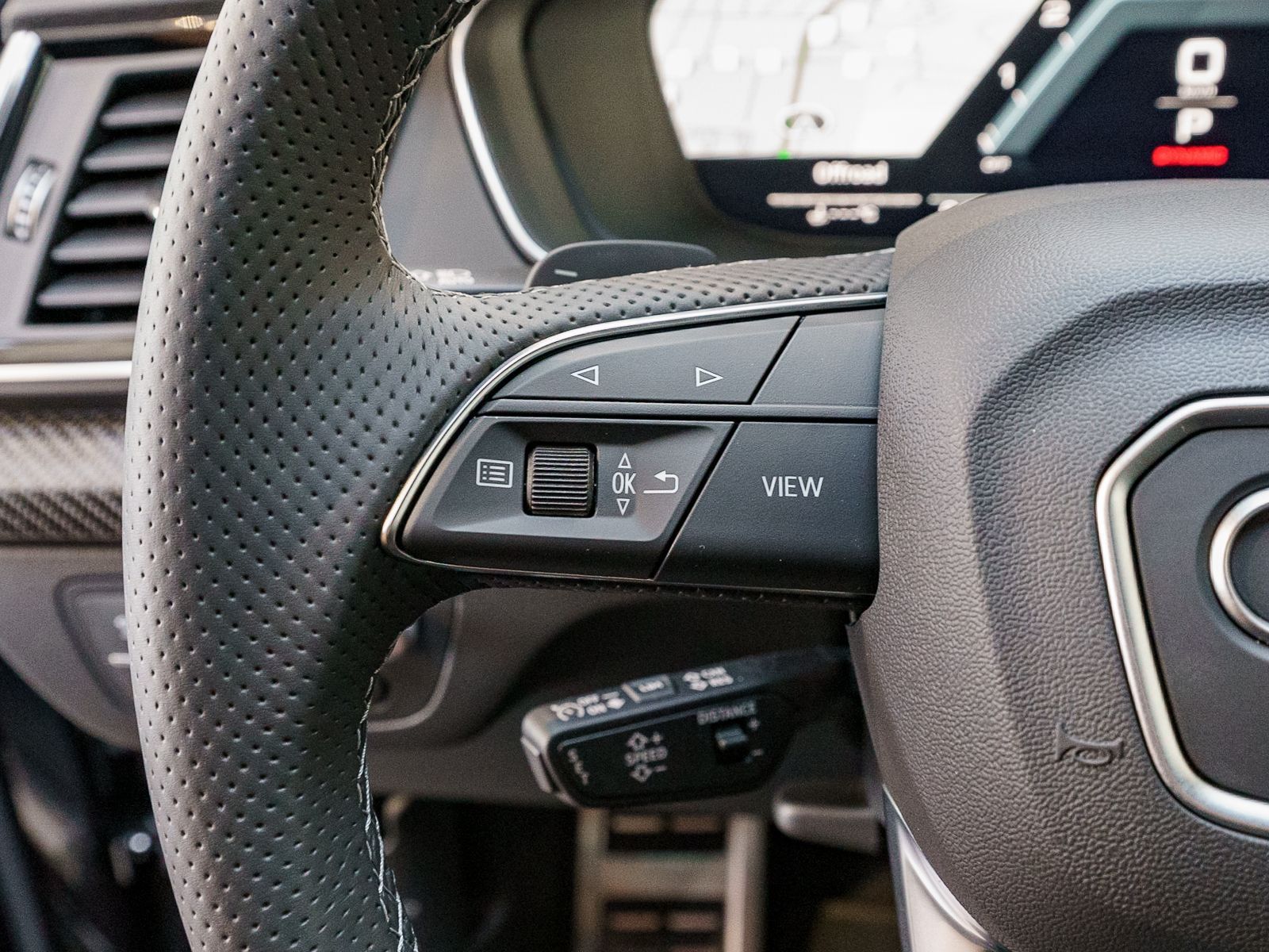 Fahrzeugabbildung Audi SQ5 TDI 251(341) kW(PS) tiptronic
