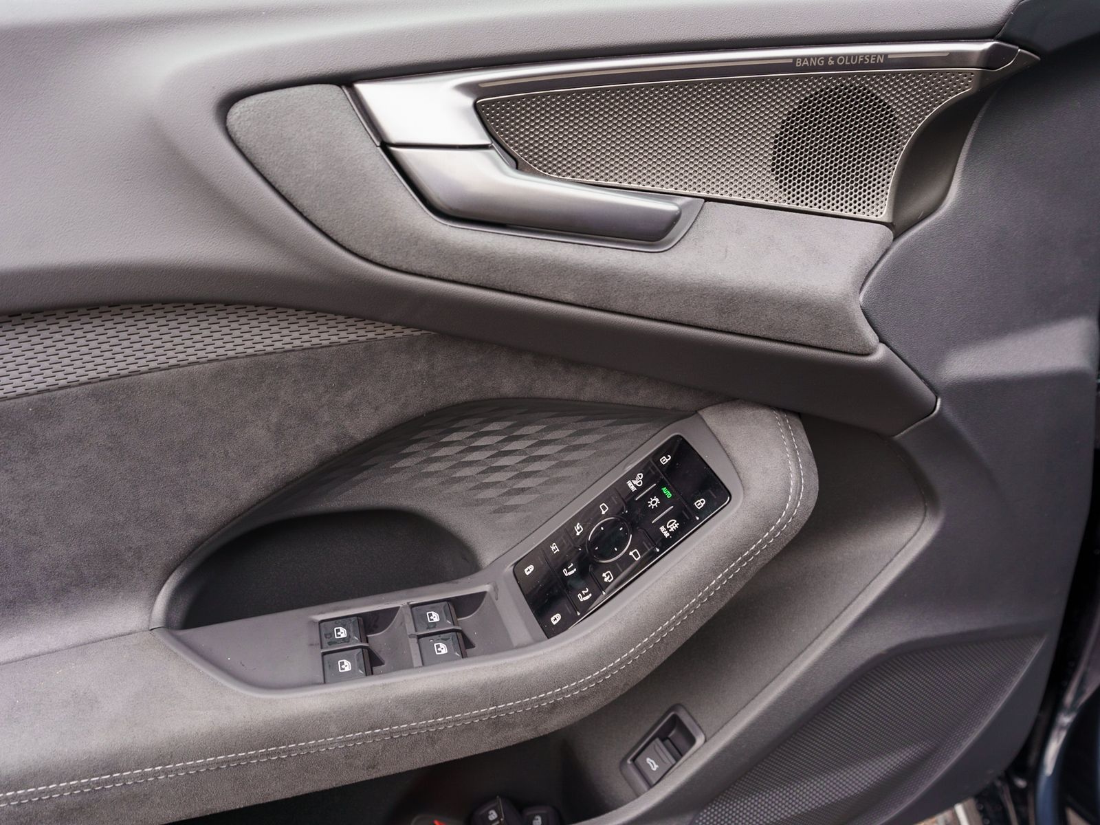 Fahrzeugabbildung Audi A5 Limousine TDI quattro 150 kW S tronic