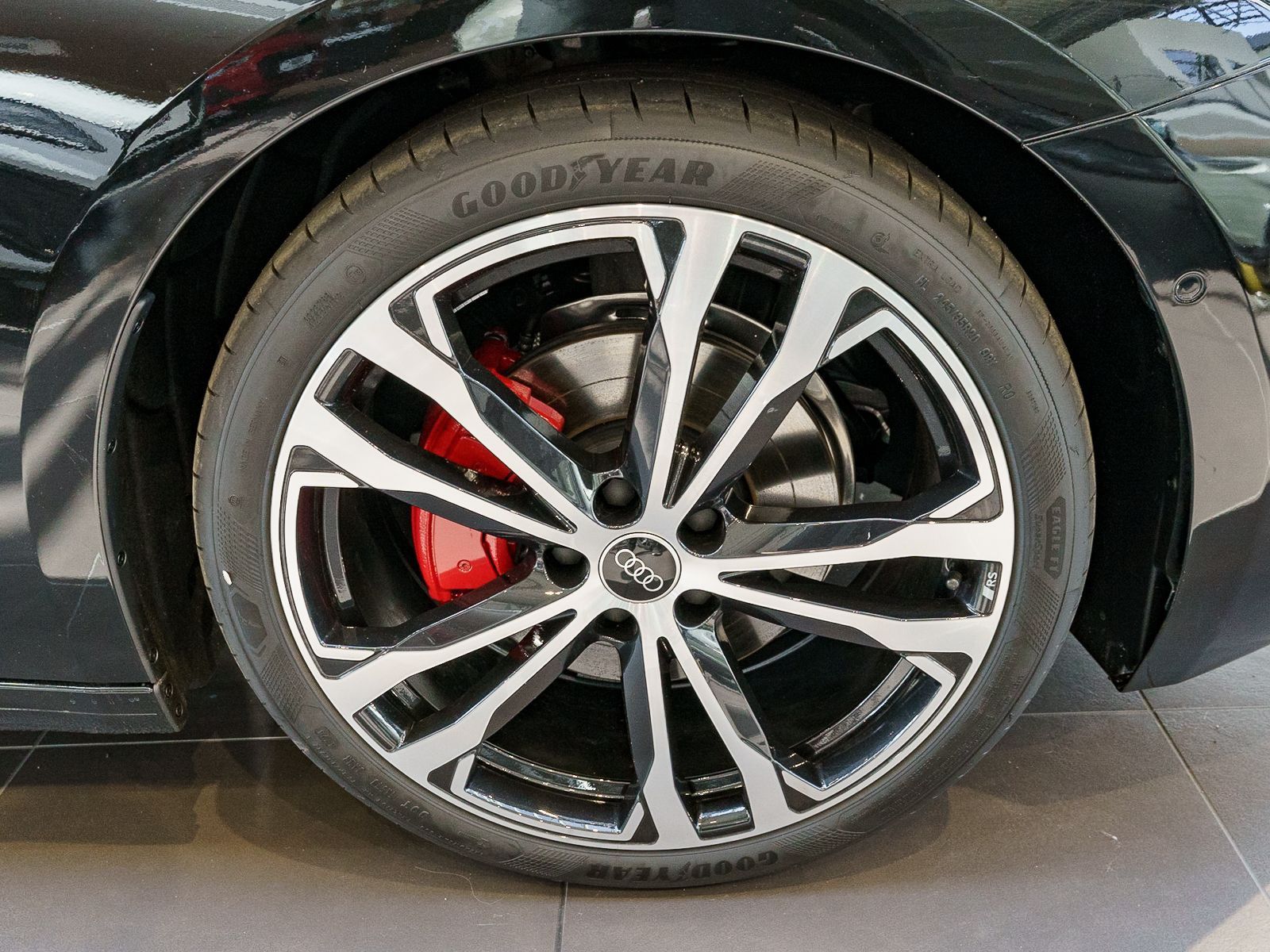 Fahrzeugabbildung Audi A5 Limousine TFSI quattro 150 kW S tronic