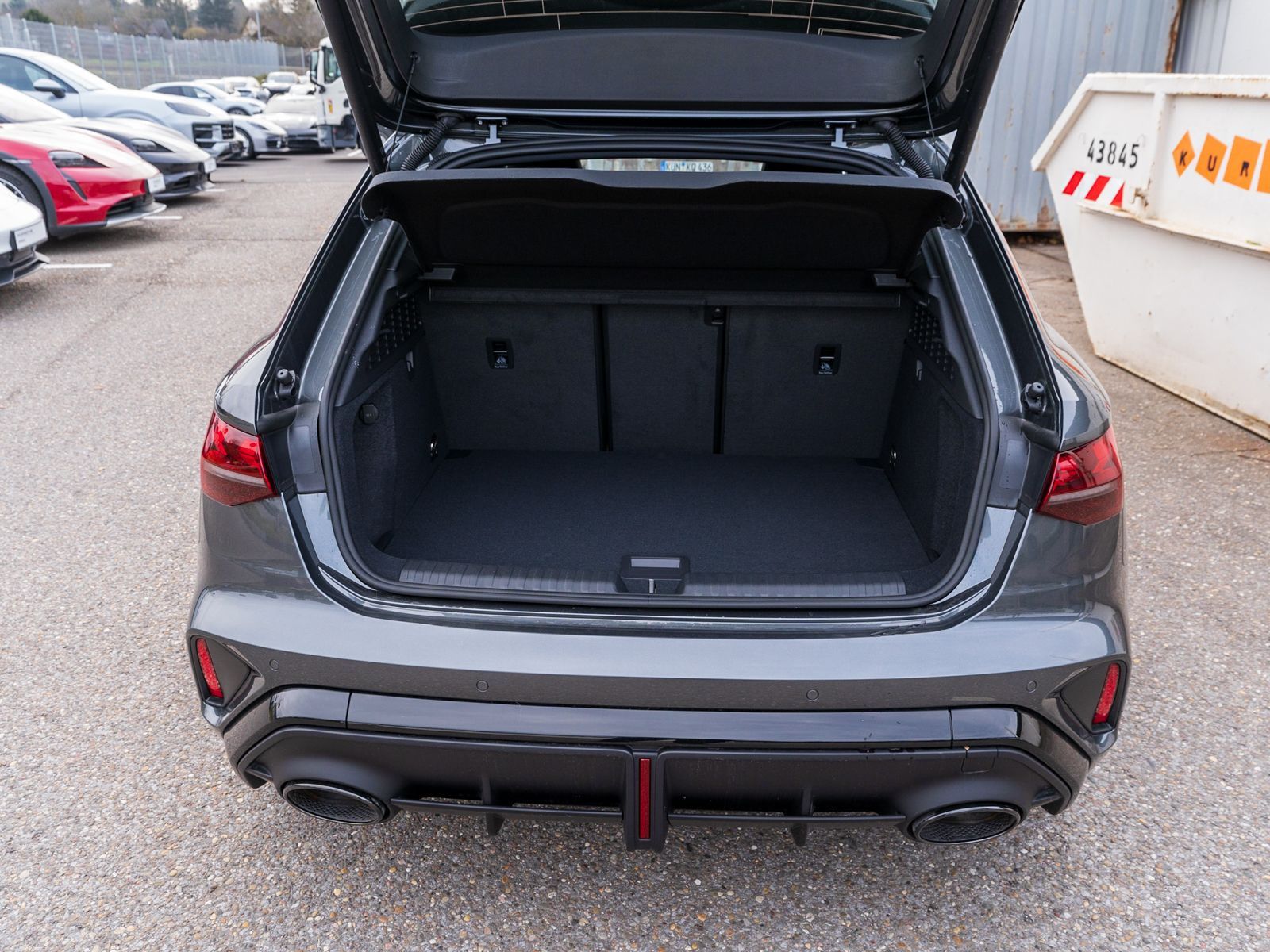 Fahrzeugabbildung Audi RS 3 Sportback 294(400) kW(PS) S tronic