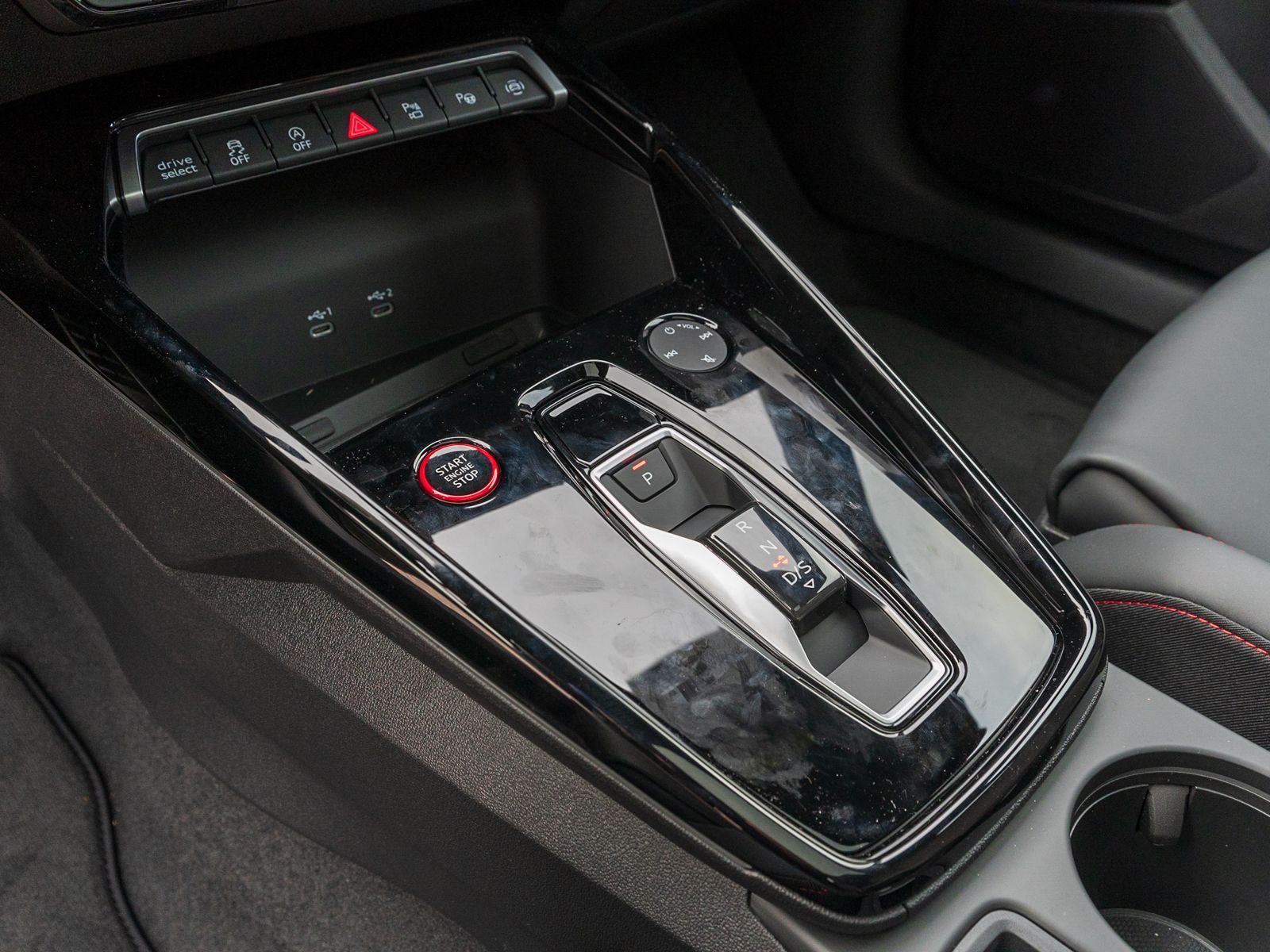 Fahrzeugabbildung Audi RS 3 Sportback 294(400) kW(PS) S tronic
