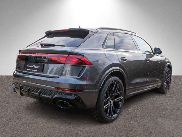 Fahrzeugabbildung Audi RS Q8 SUV 441(600) kW(PS) tiptronic