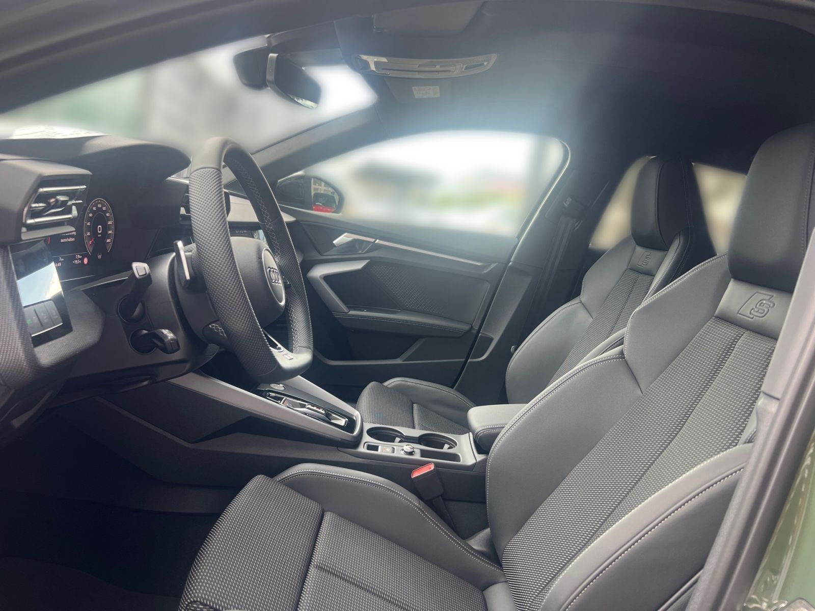 Fahrzeugabbildung Audi A3 Sportback S line 35 TDI 110(150) kW(PS) S tro