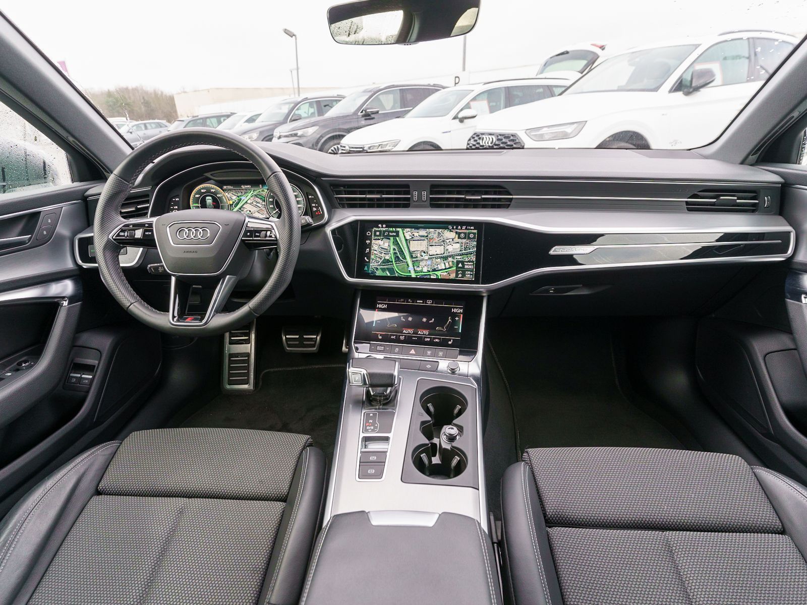 Fahrzeugabbildung Audi A6 Avant S line 50TFSI e quattro Stronic RFK AHK