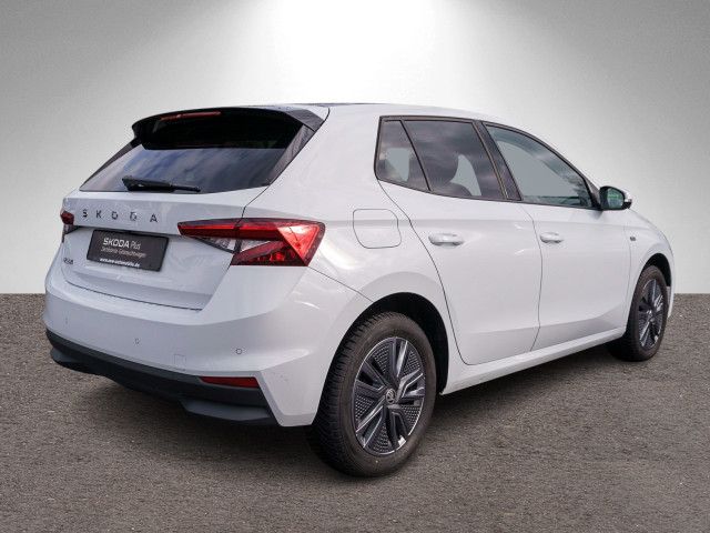 Fahrzeugabbildung SKODA Fabia Drive 1.0 TSI DSG LED Navi Pano ACC RFK VC