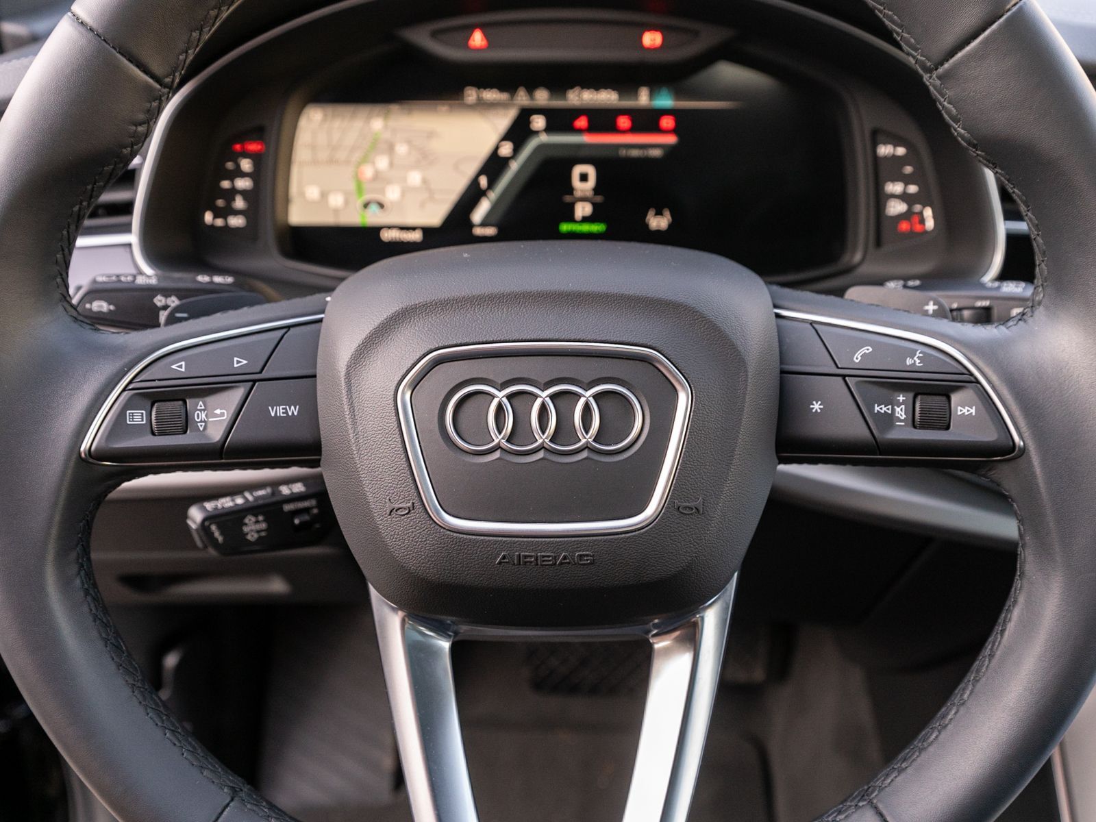 Fahrzeugabbildung Audi Q7 50TDI qu S line Navi Matrix ACC HUD Pano AHK