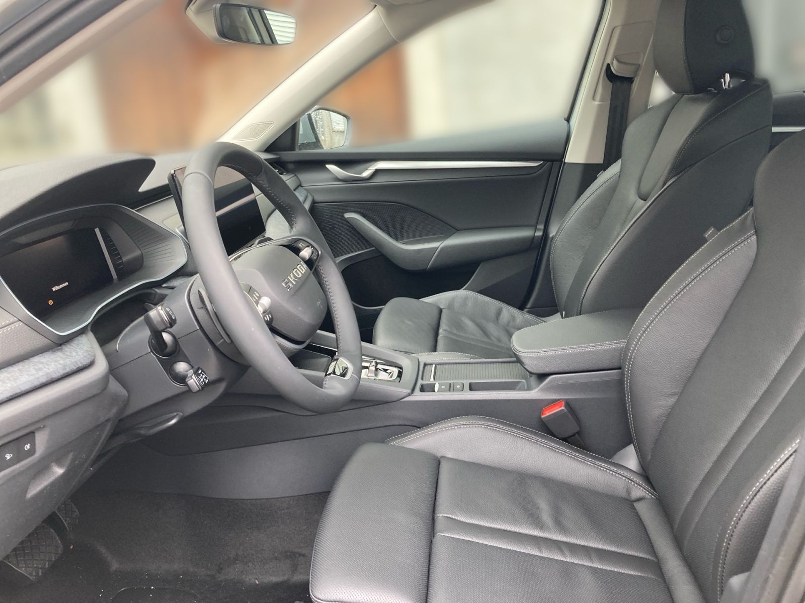 Fahrzeugabbildung SKODA Octavia Combi Selection 2,0TDI 150PS DSG AHK ACC