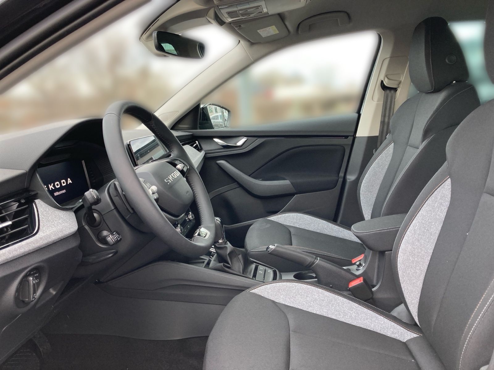 Fahrzeugabbildung SKODA Scala Tour 1,0TSI 116PS DSG Navi Kamera ACC PDC