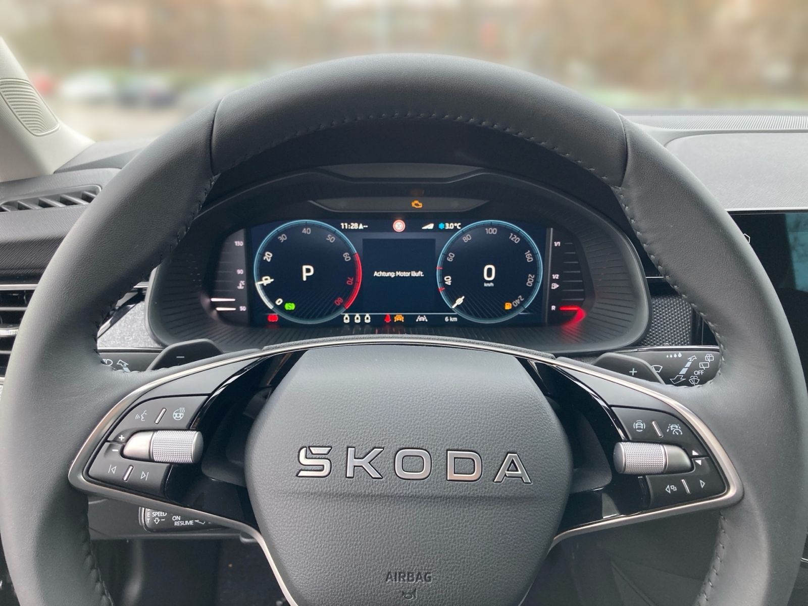 Fahrzeugabbildung SKODA Scala Tour 1,0TSI 116PS DSG Navi Kamera ACC PDC
