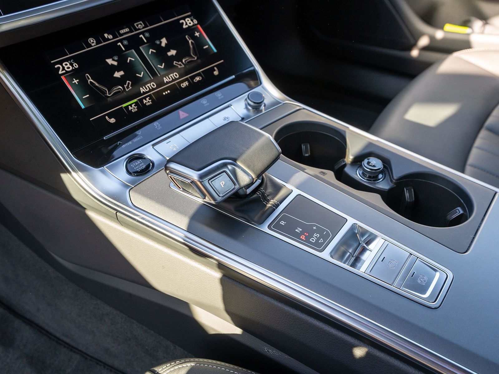 Fahrzeugabbildung Audi A6 Limousine Sline 45TFSI quattr Navi Matrix ACC