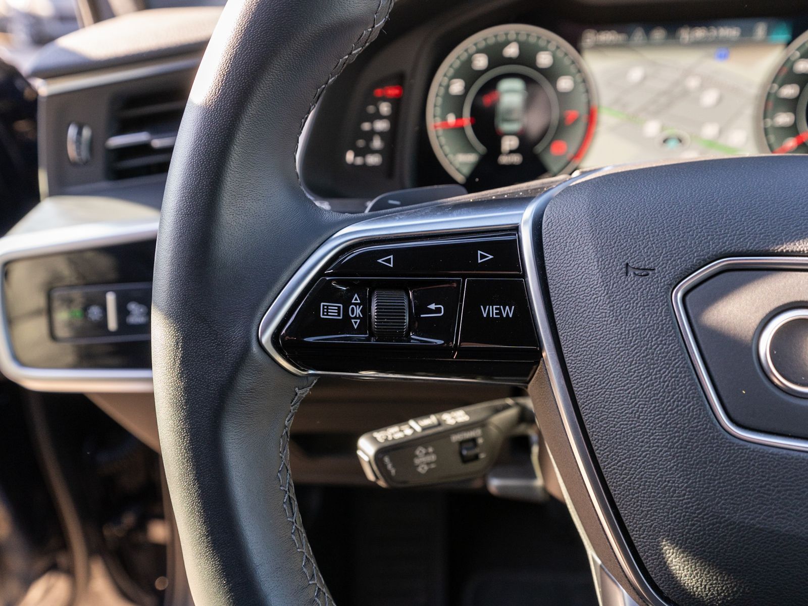 Fahrzeugabbildung Audi A6 Limousine Sline 45TFSI quattr Navi Matrix ACC