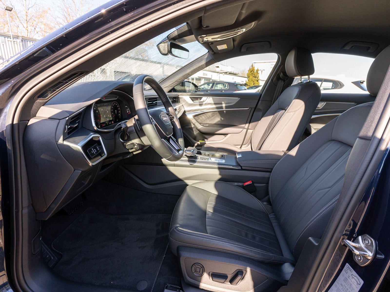 Fahrzeugabbildung Audi A6 Limousine Sline 45TFSI quattr Navi Matrix ACC