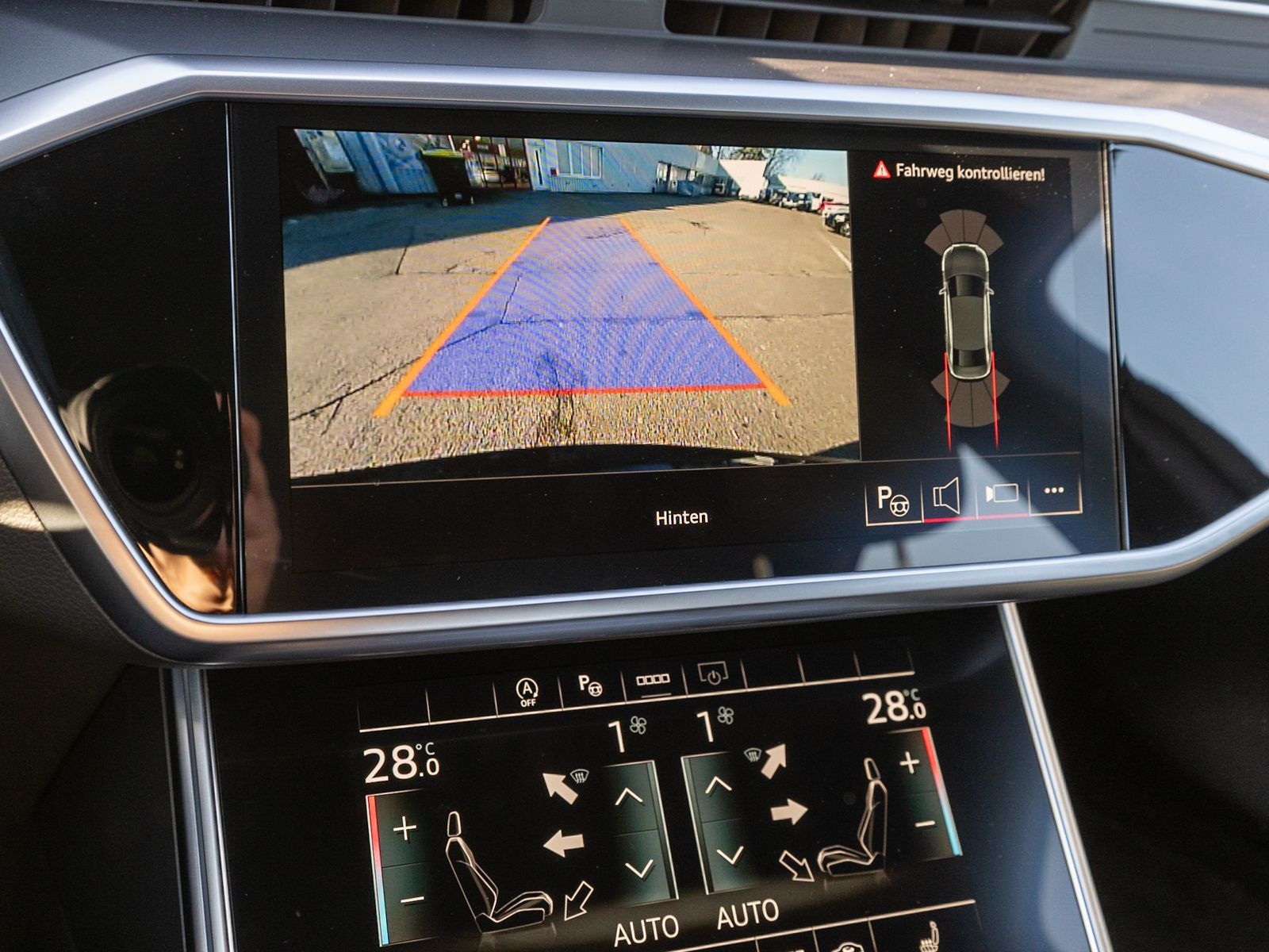 Fahrzeugabbildung Audi A6 Limousine Sline 45TFSI quattr Navi Matrix ACC
