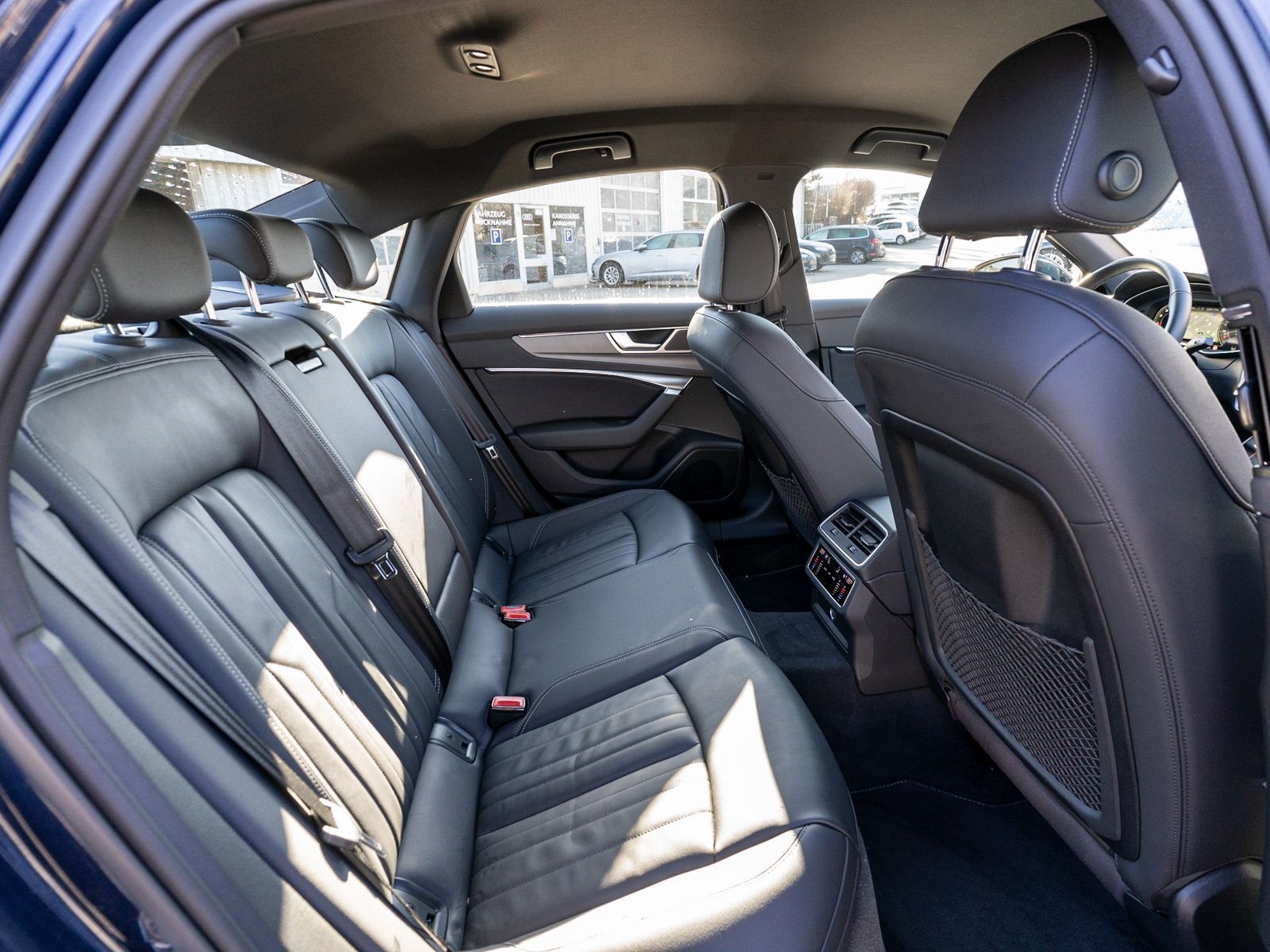 Fahrzeugabbildung Audi A6 Limousine Sline 45TFSI quattr Navi Matrix ACC