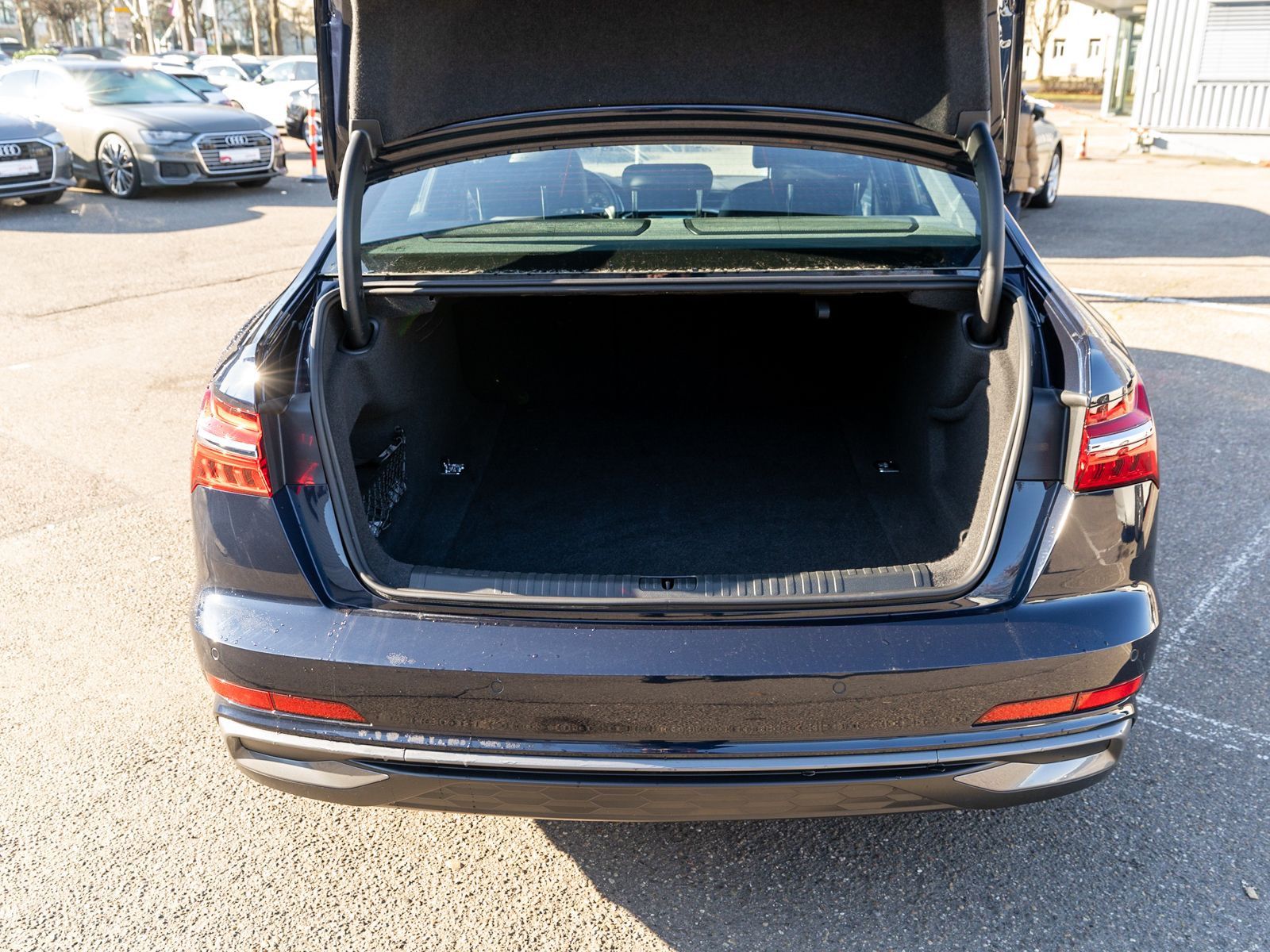 Fahrzeugabbildung Audi A6 Limousine Sline 45TFSI quattr Navi Matrix ACC
