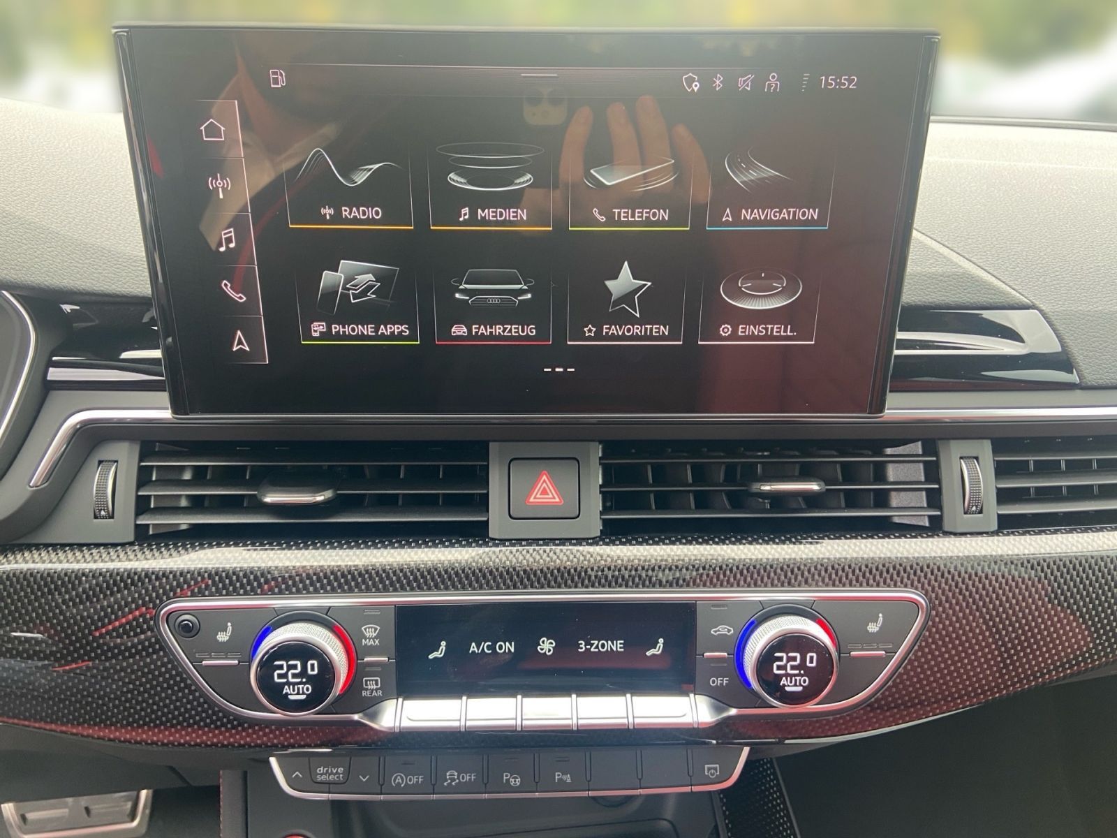 Fahrzeugabbildung Audi S4 Avant TDI 251(341) kW(PS) tiptronic