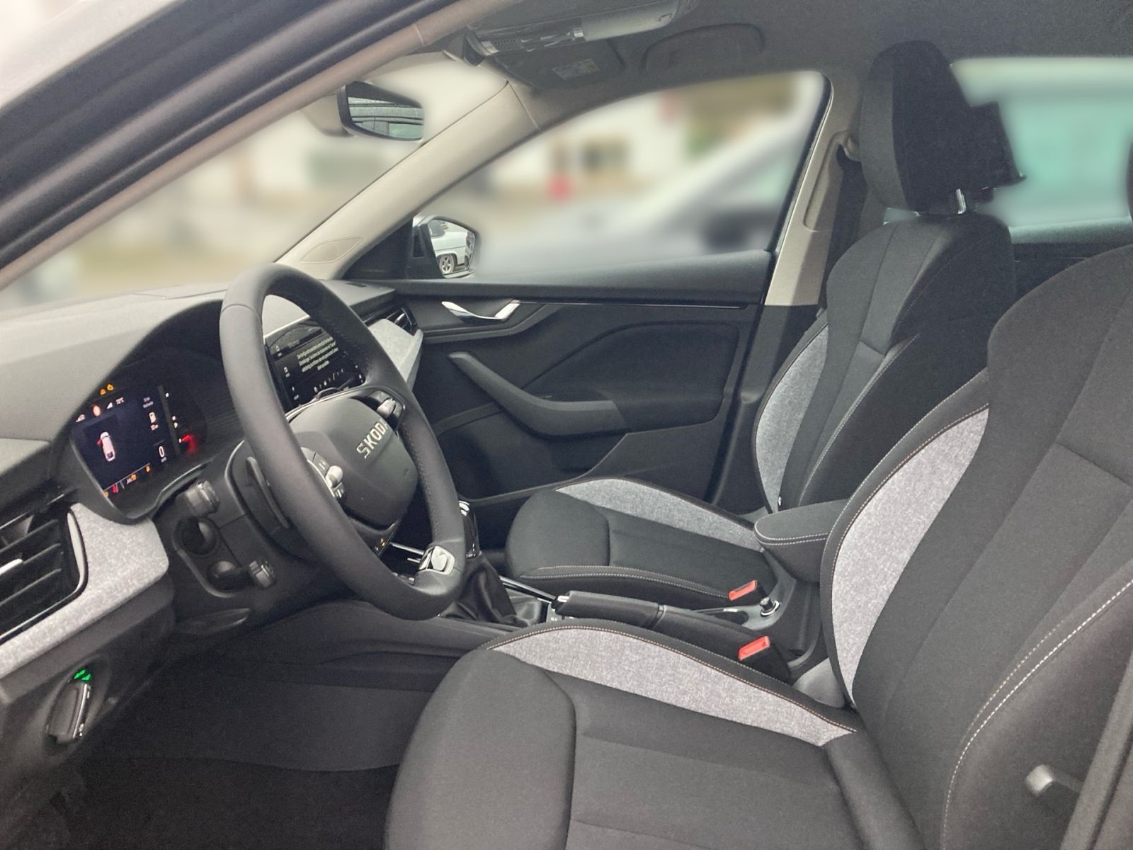 Fahrzeugabbildung SKODA Scala Tour 1,0 TSI 116PS DSG ACC Kamera PDC