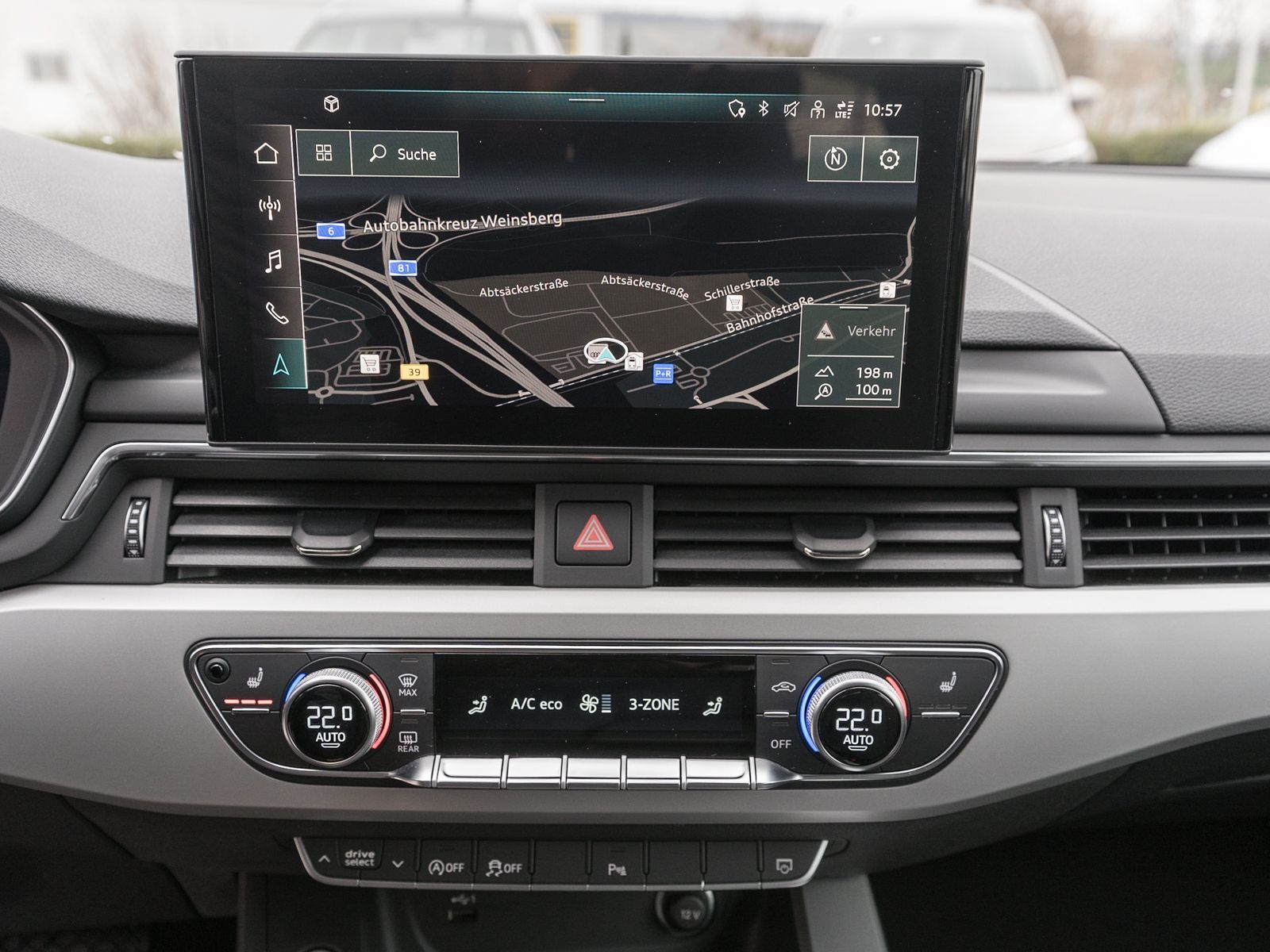 Fahrzeugabbildung Audi A4 Avant advanced 40TDI quattro Navi Matrix RFK