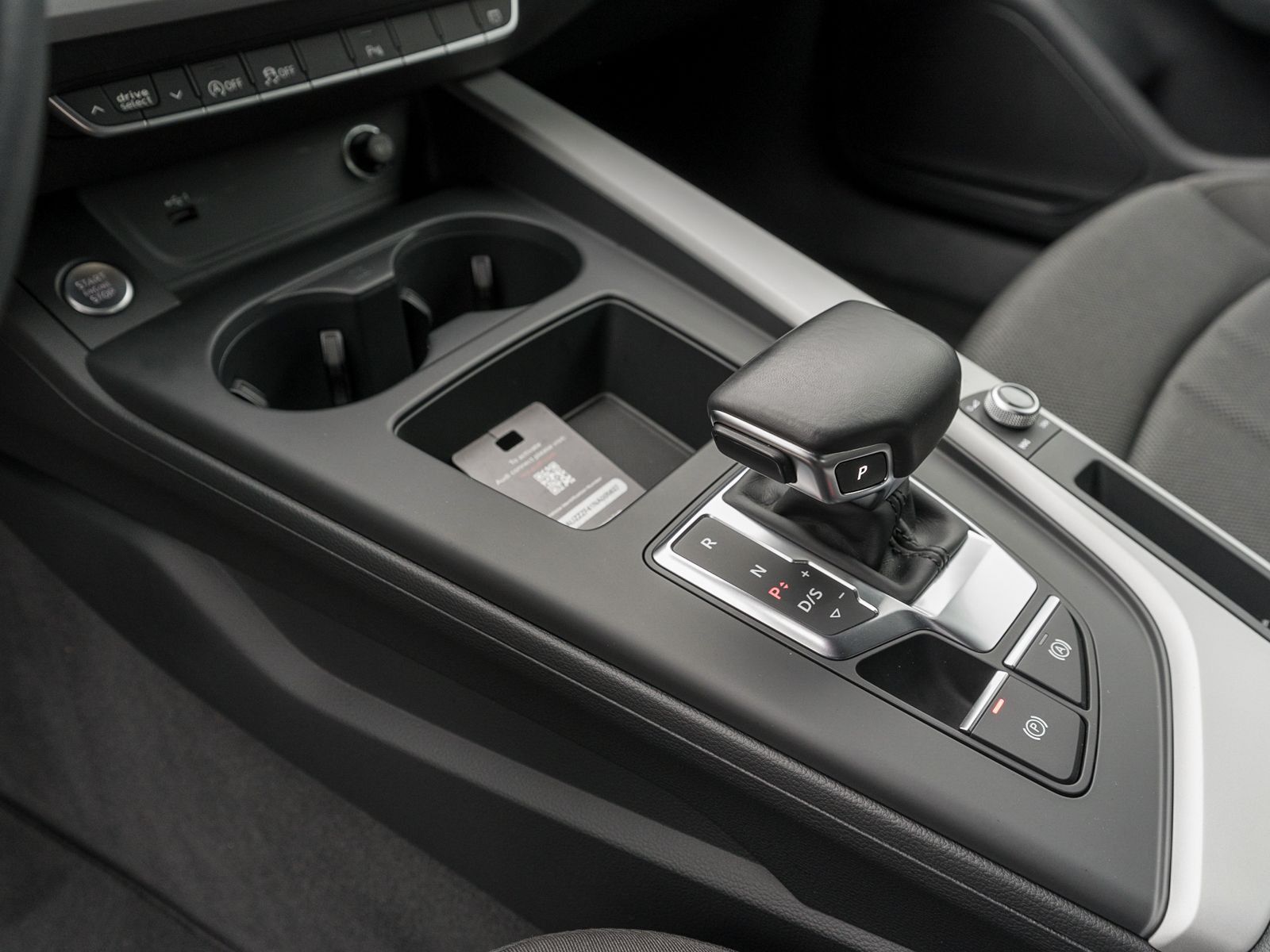 Fahrzeugabbildung Audi A4 Avant advanced 40TDI quattro Navi Matrix RFK